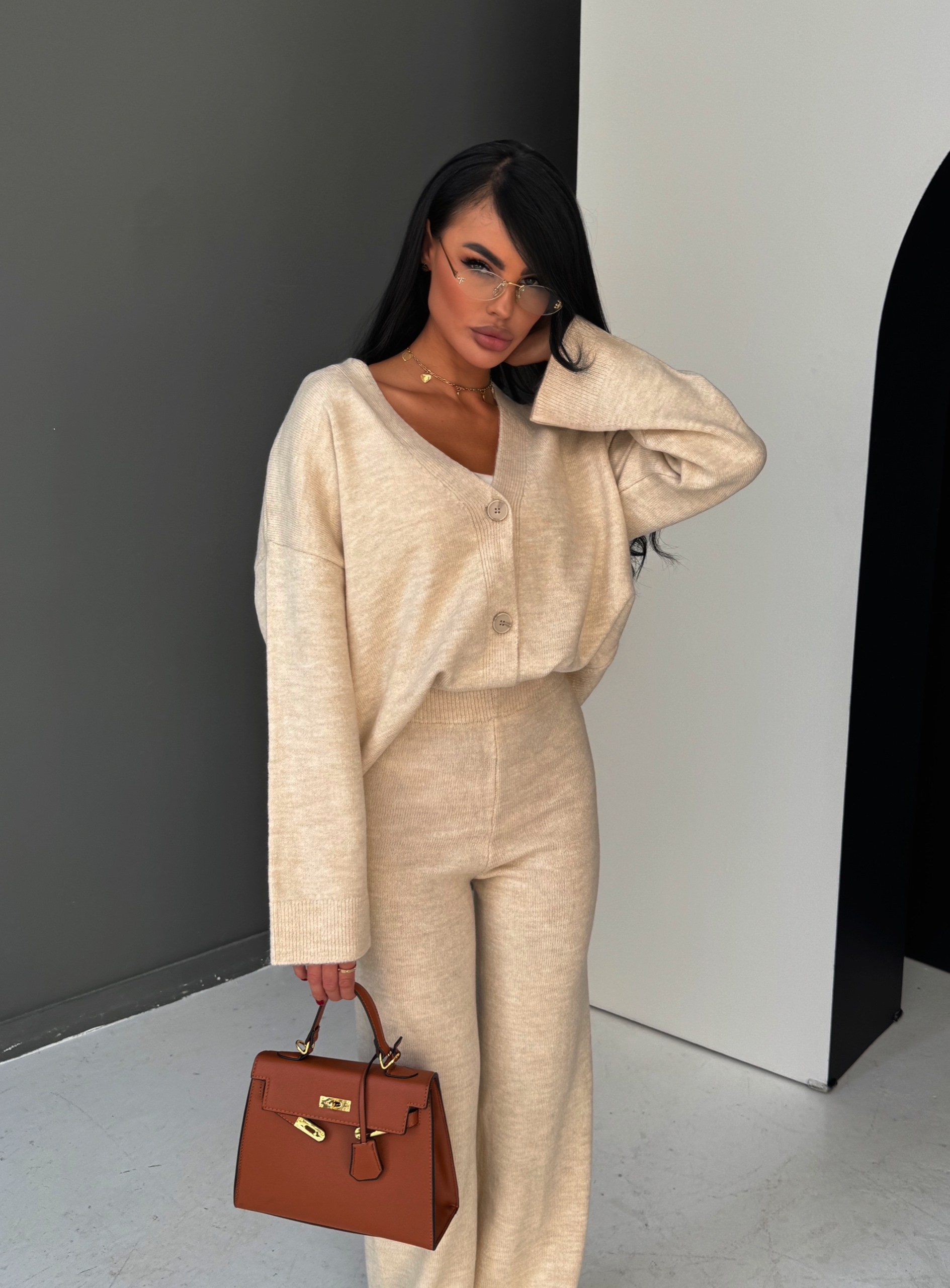 костюмы брючные,стильные костюмы,трикотажные костюмы,вязаные костюмы,вязаный брючный костюм