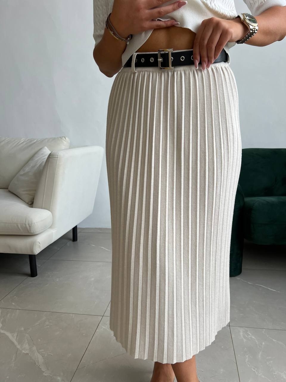 джемпер бежевый,плиссированная юбка,юбка с кофтой,плиссированная юбка миди,юбка плиссе