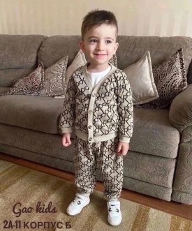 Костюм