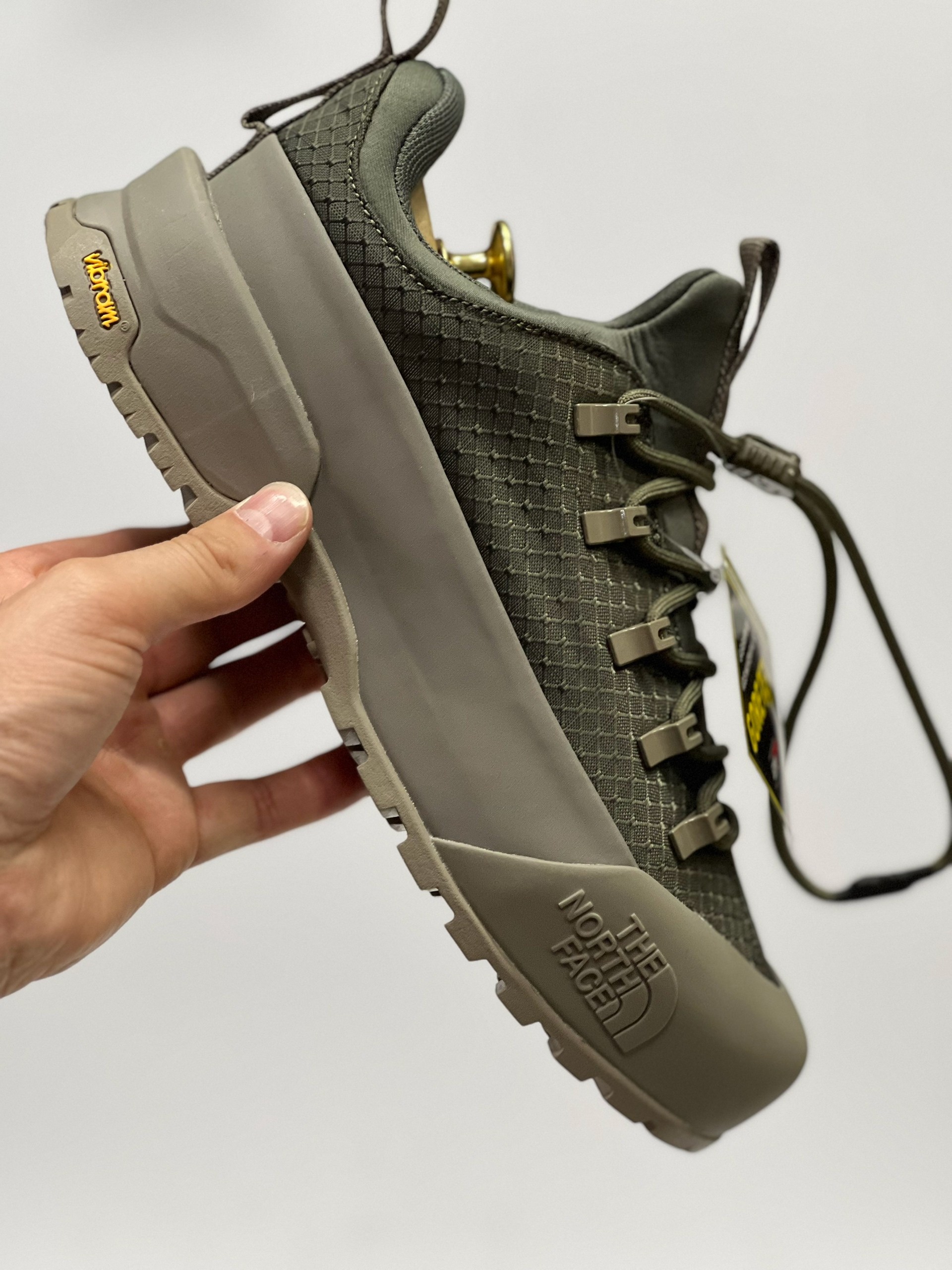 кроссовки the north face,,ботинки the north face,кроссовки для походов,повседневные кроссовки