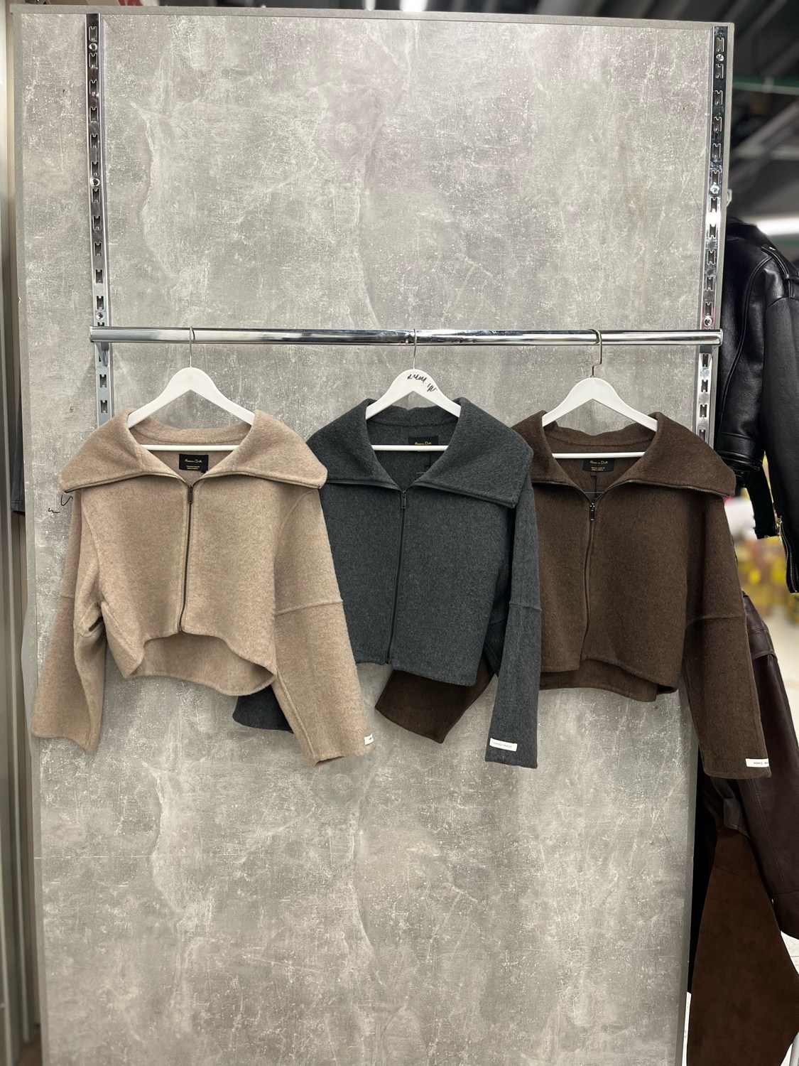 короткое пальто женское,короткое пальто,шерстяное пальто,пальто с воротником,куртка женская