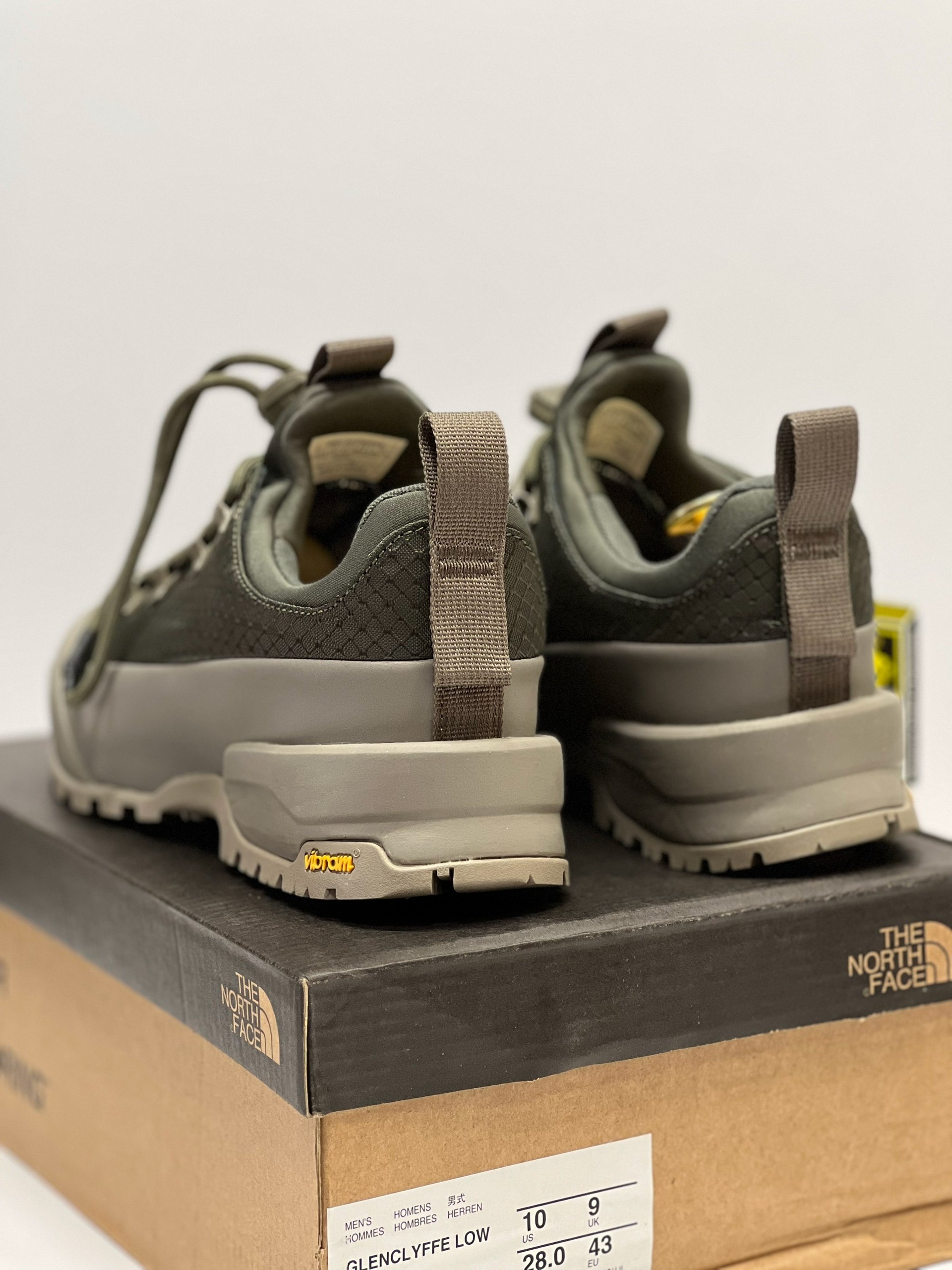 кроссовки the north face,,ботинки the north face,кроссовки для походов,повседневные кроссовки