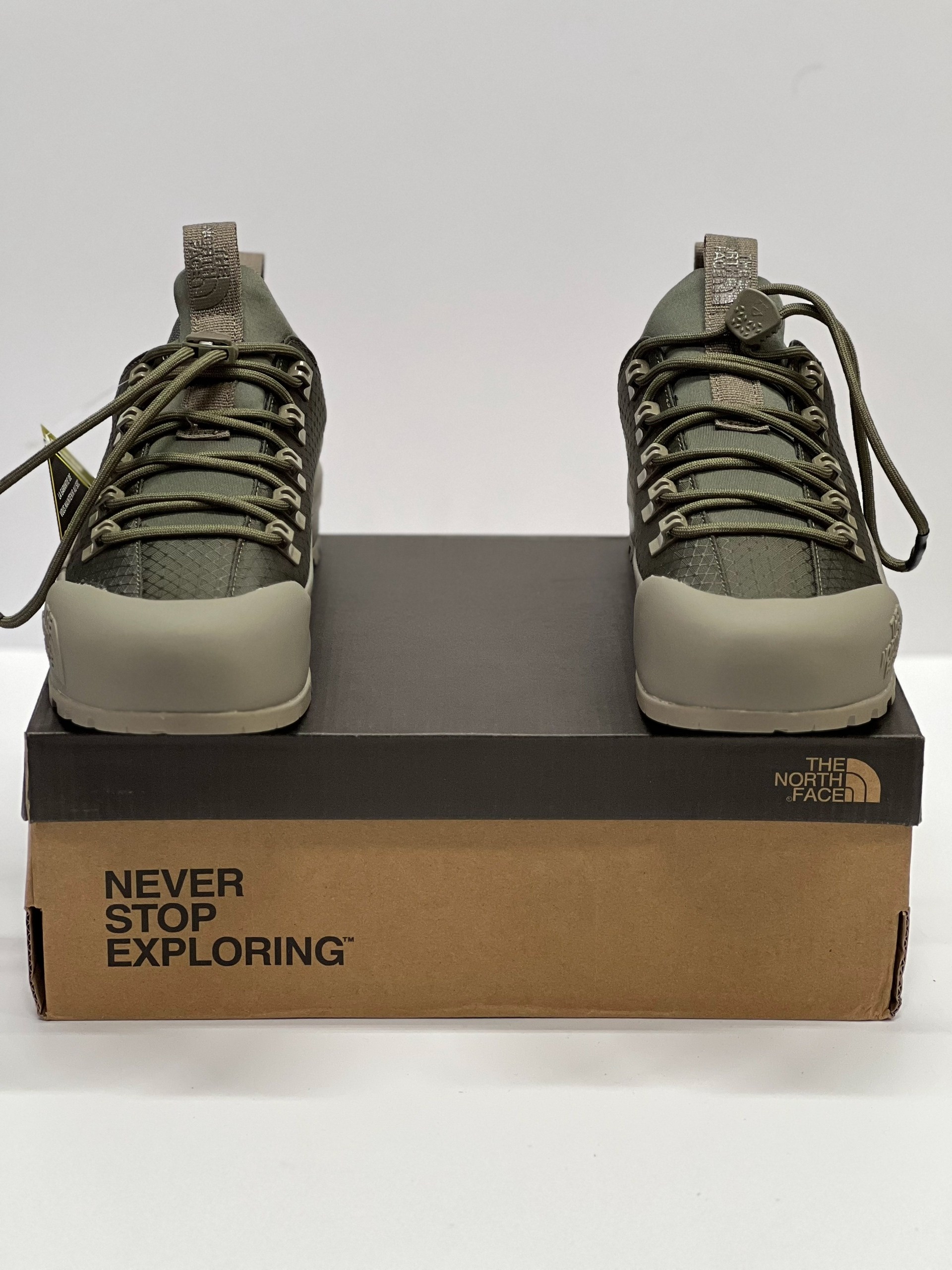 кроссовки the north face,,ботинки the north face,кроссовки для походов,повседневные кроссовки