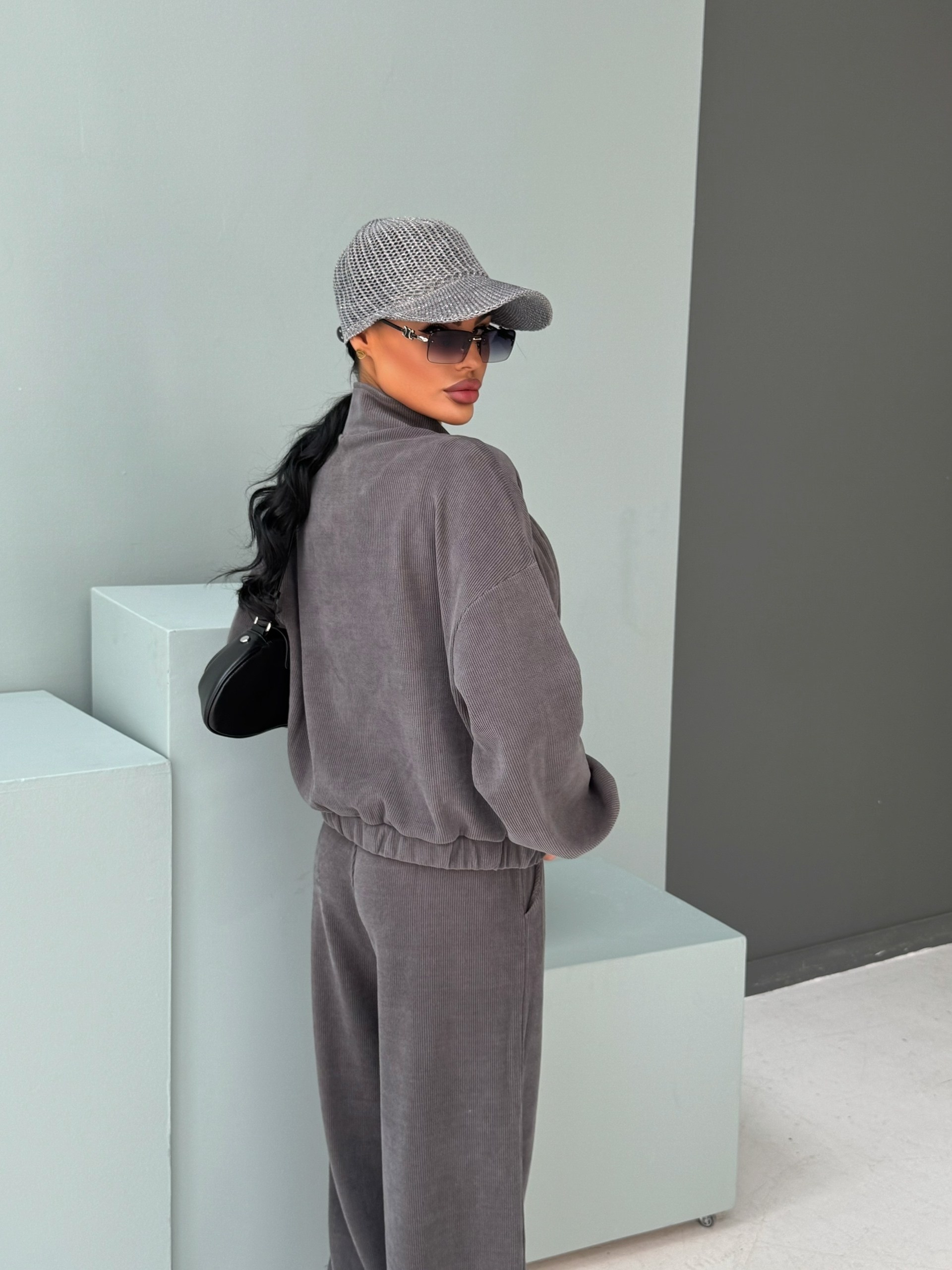 трикотажные костюмы,костюмы брючный,костюмы женские брючные,теплый костюм,костюм брючный классический