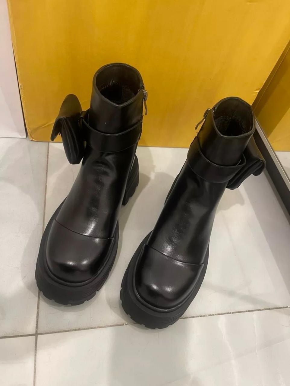 ботинки женские,,женские кожаные ботинки,ботинки celine,модные ботинки