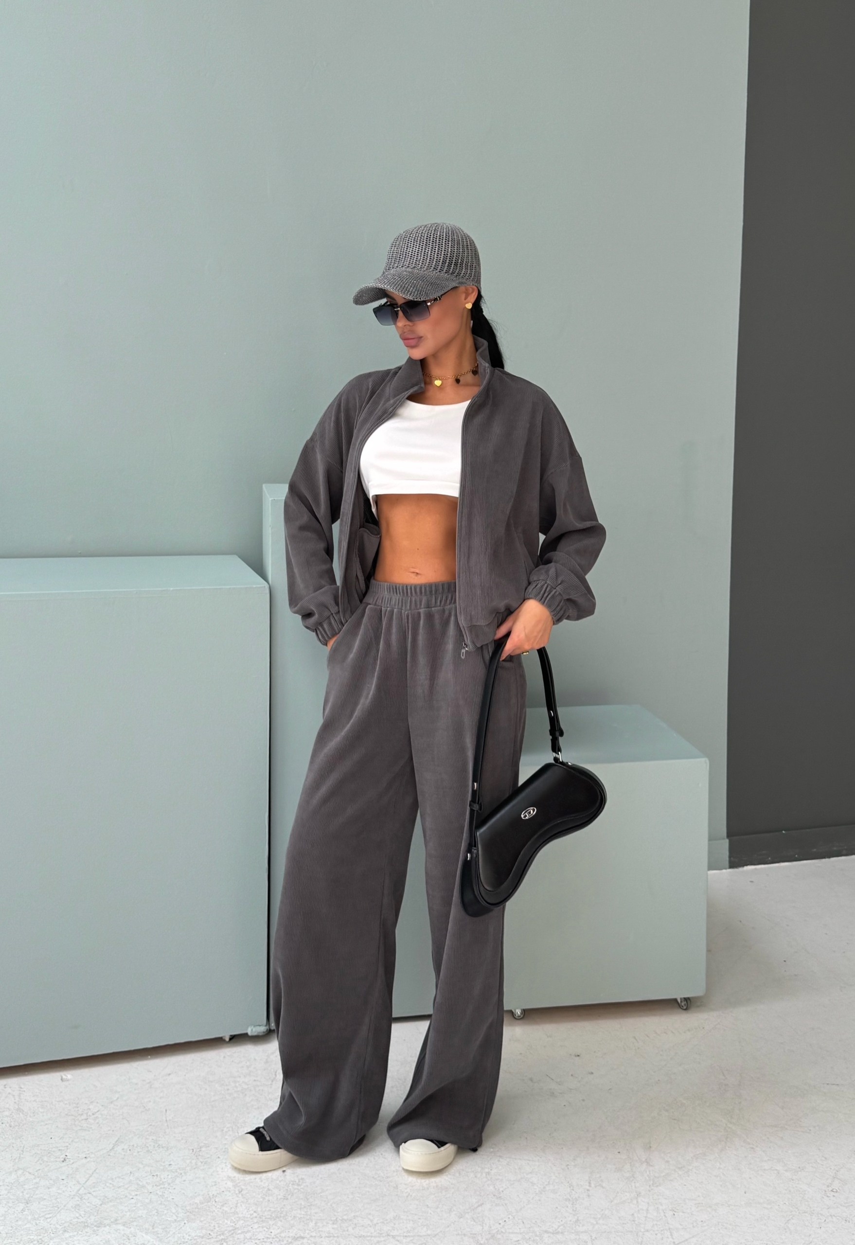 трикотажные костюмы,костюмы брючный,костюмы женские брючные,теплый костюм,костюм брючный классический