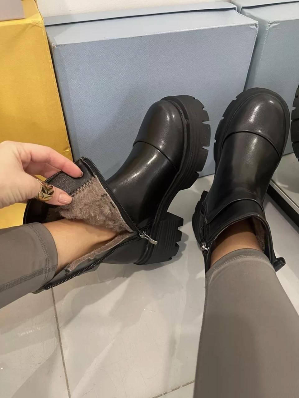 ботинки женские,,женские кожаные ботинки,ботинки celine,модные ботинки