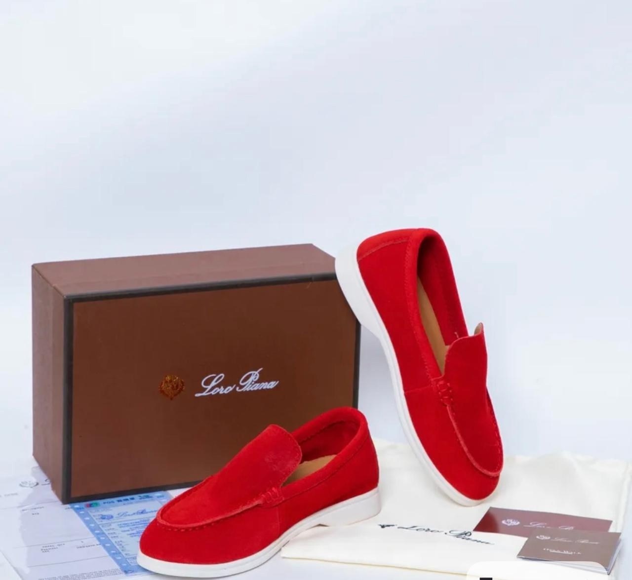 ,лоферы из натуральной замши loro piana,лоферы loro piana замшевые,женские лоферы loro piana,loro piana лоферы