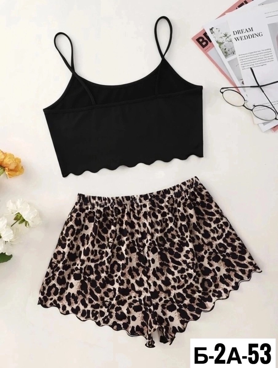 пижамный комплект из топа,женская пижама с шортами и топом,пижамный комплект женский,комплект пижама,пижамы женская с шортами