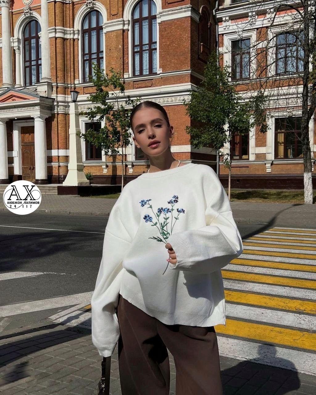 свитшот женская,свитшот модный,свитшот и толстовка,свитшот стиль,повседневный свитшот