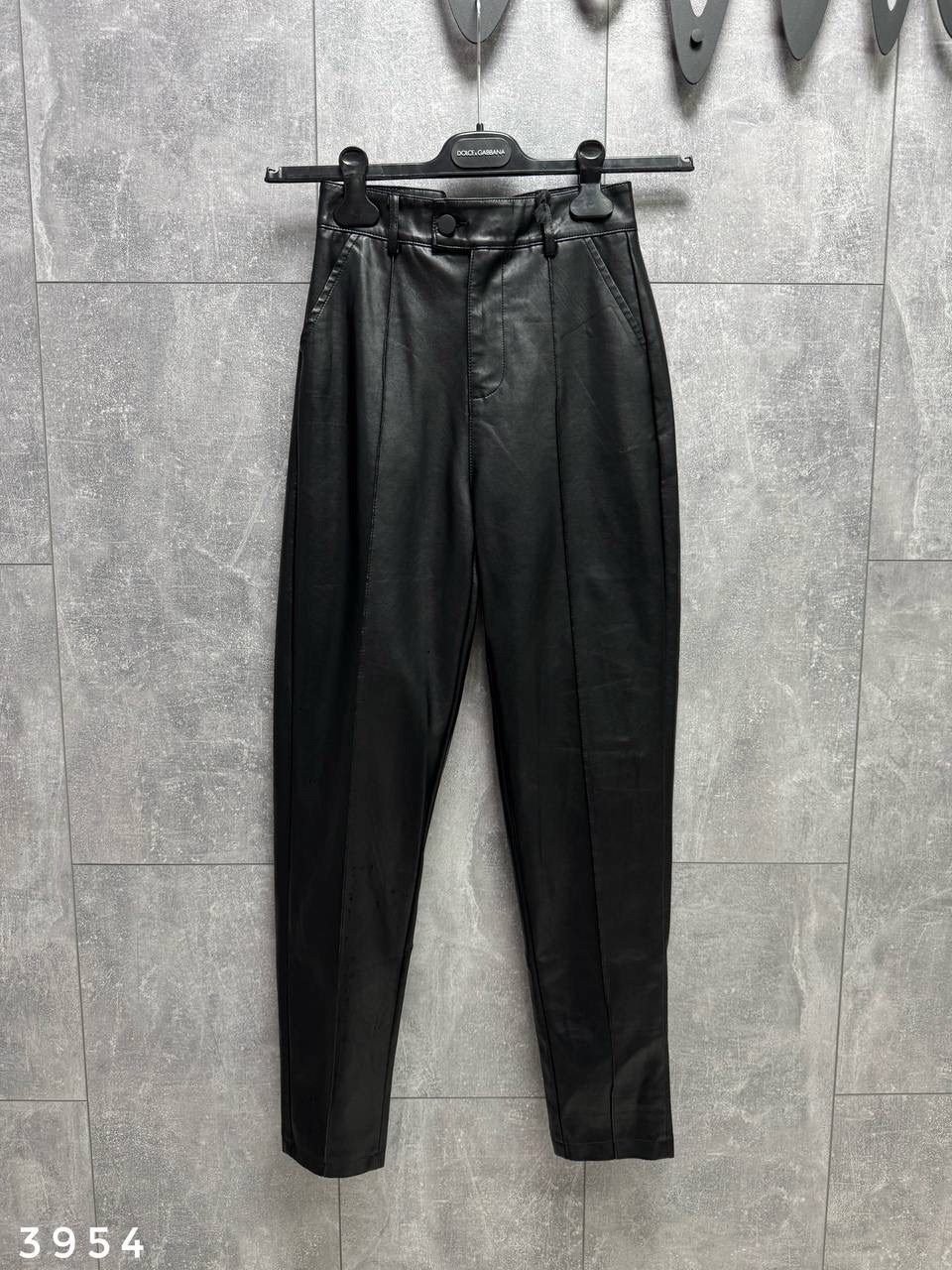 кожаные брюки,кожаные женские брюки,брюки прямые,классические черные брюки,брюки эко кожа