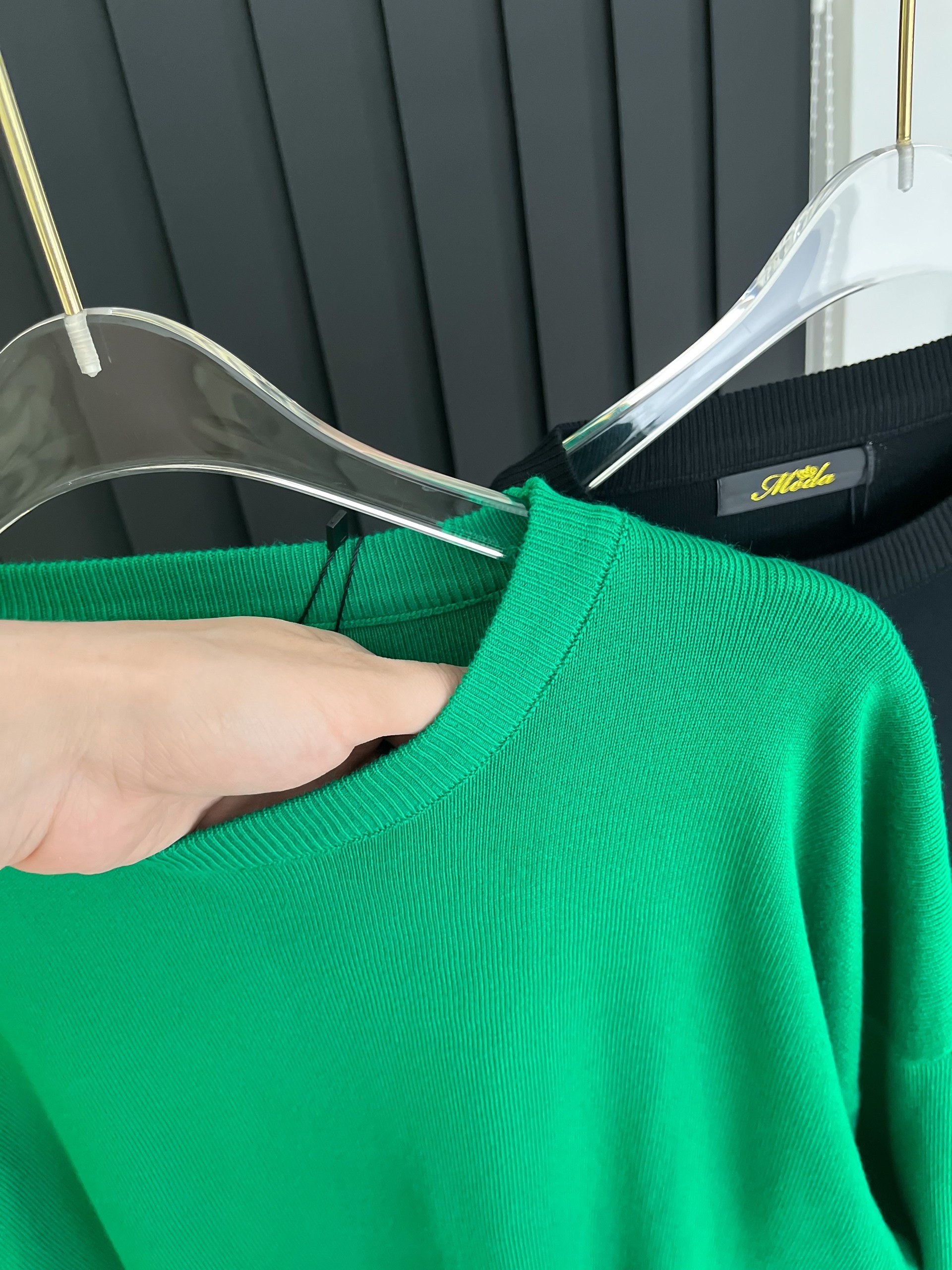 женский джемпер,зеленый свитшот,женская кофта,кофта зеленая,свитера женские