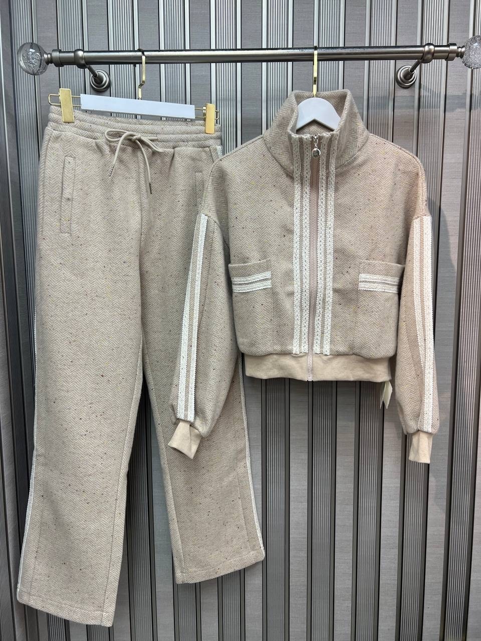 костюм brunello cucinelli,теплый костюм,трикотажные костюмы,спортивный костюм brunello cucinelli,спортивные костюмы