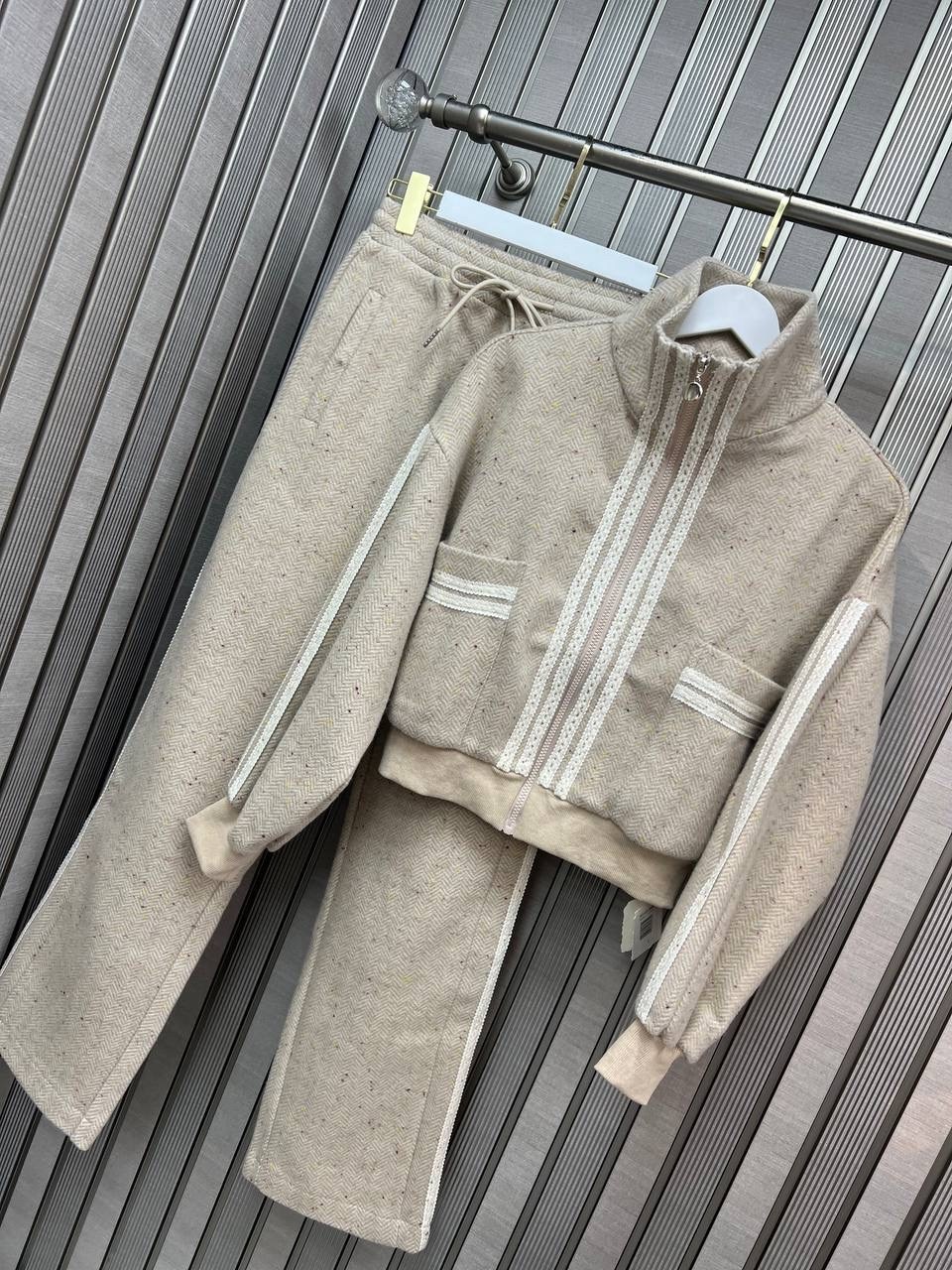 костюм brunello cucinelli,теплый костюм,трикотажные костюмы,спортивный костюм brunello cucinelli,спортивные костюмы