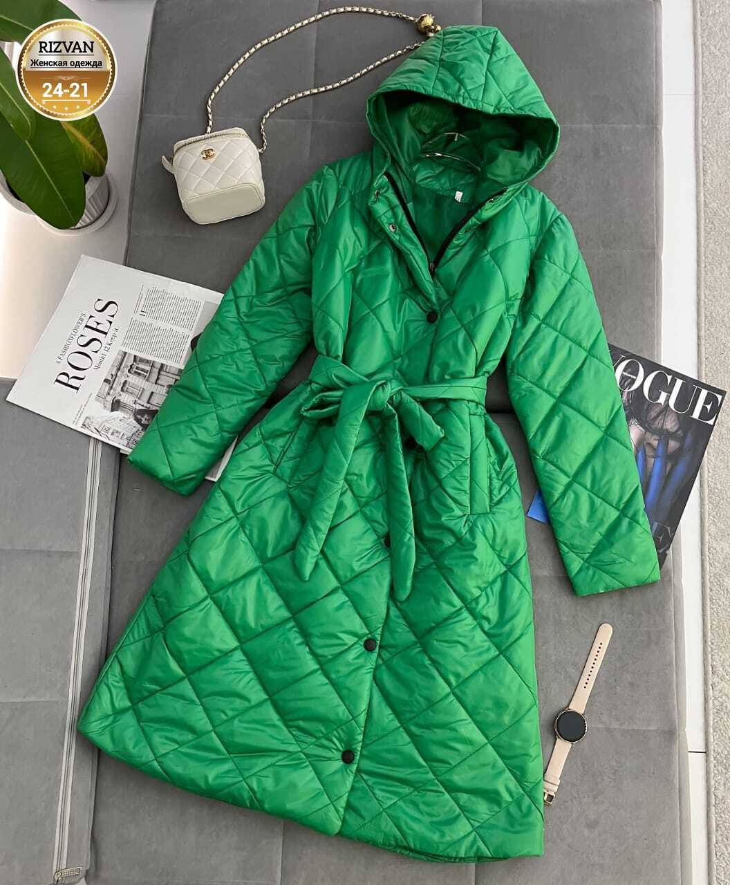 пальто стеганое женское,демисезонная куртка женская,белое стеганое пальто,куртка демисезонная,стеганое пальто