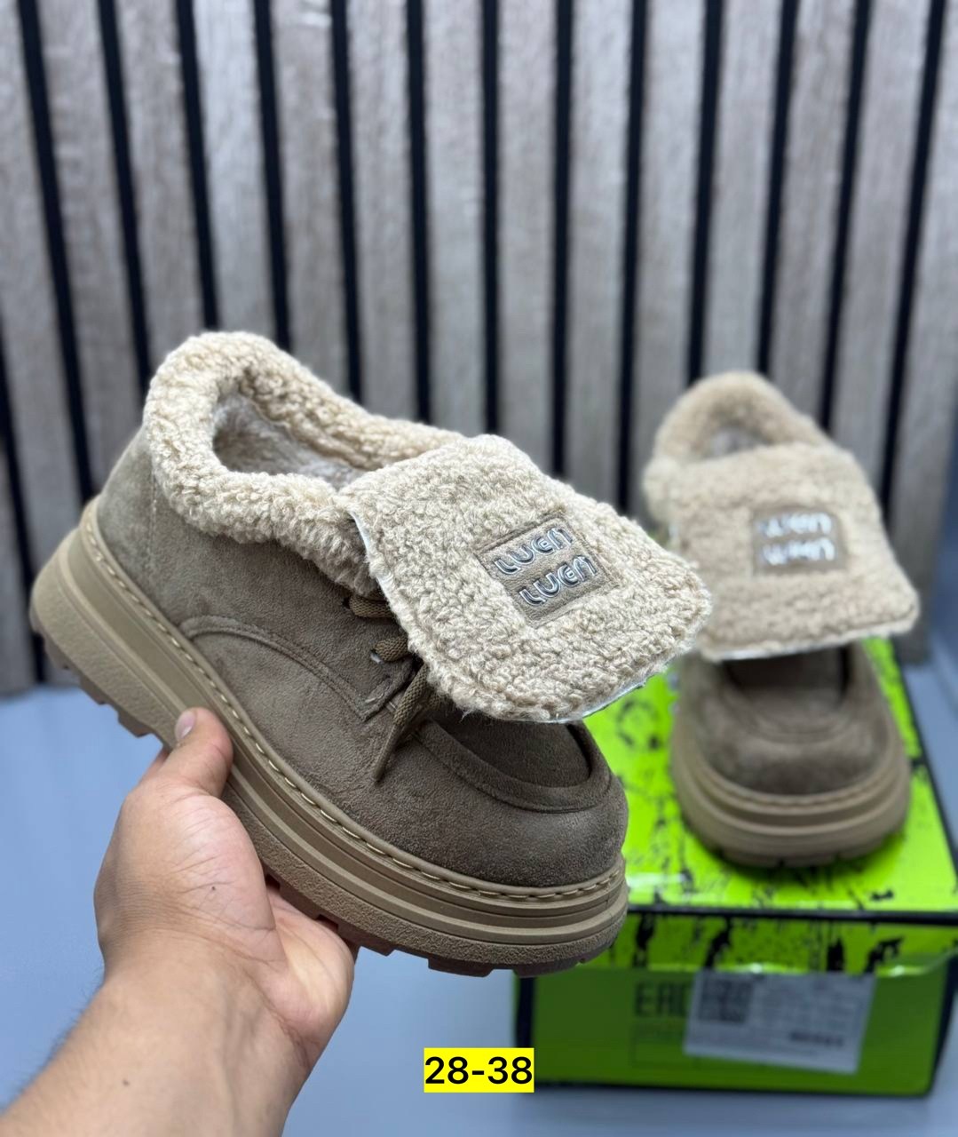 , женская,женская зимняя ,стильная , угги женские зимние