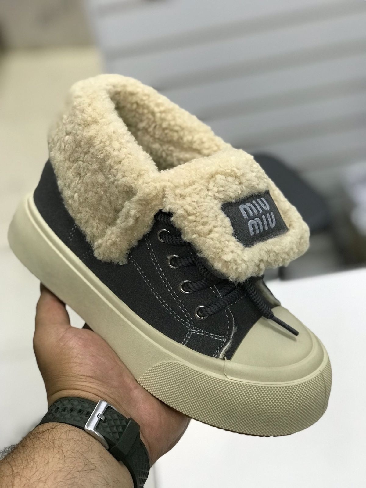 ,зимняя ,женская  зимняя,кеды зимние женские,женские кроссовки с мехом