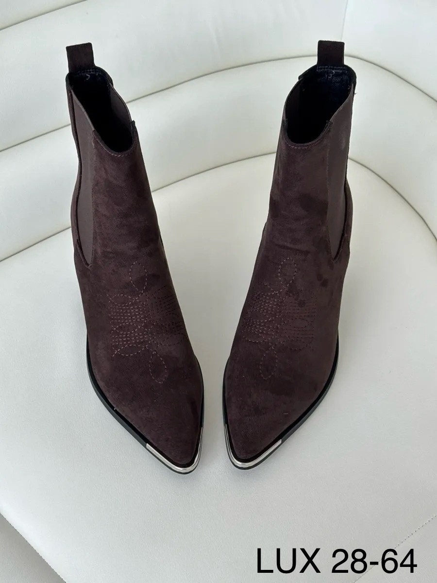 модели обуви, женская,ботинки казаки замшевые,замшевые ботинки,стильная