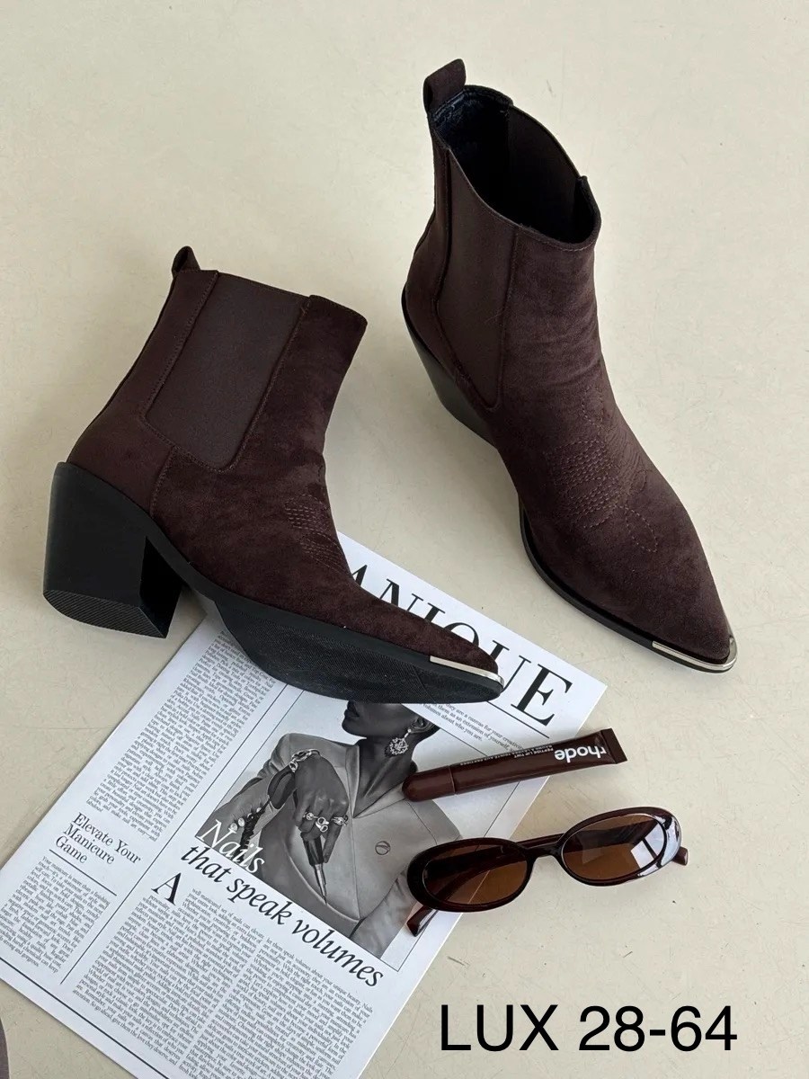 модели обуви, женская,ботинки казаки замшевые,замшевые ботинки,стильная