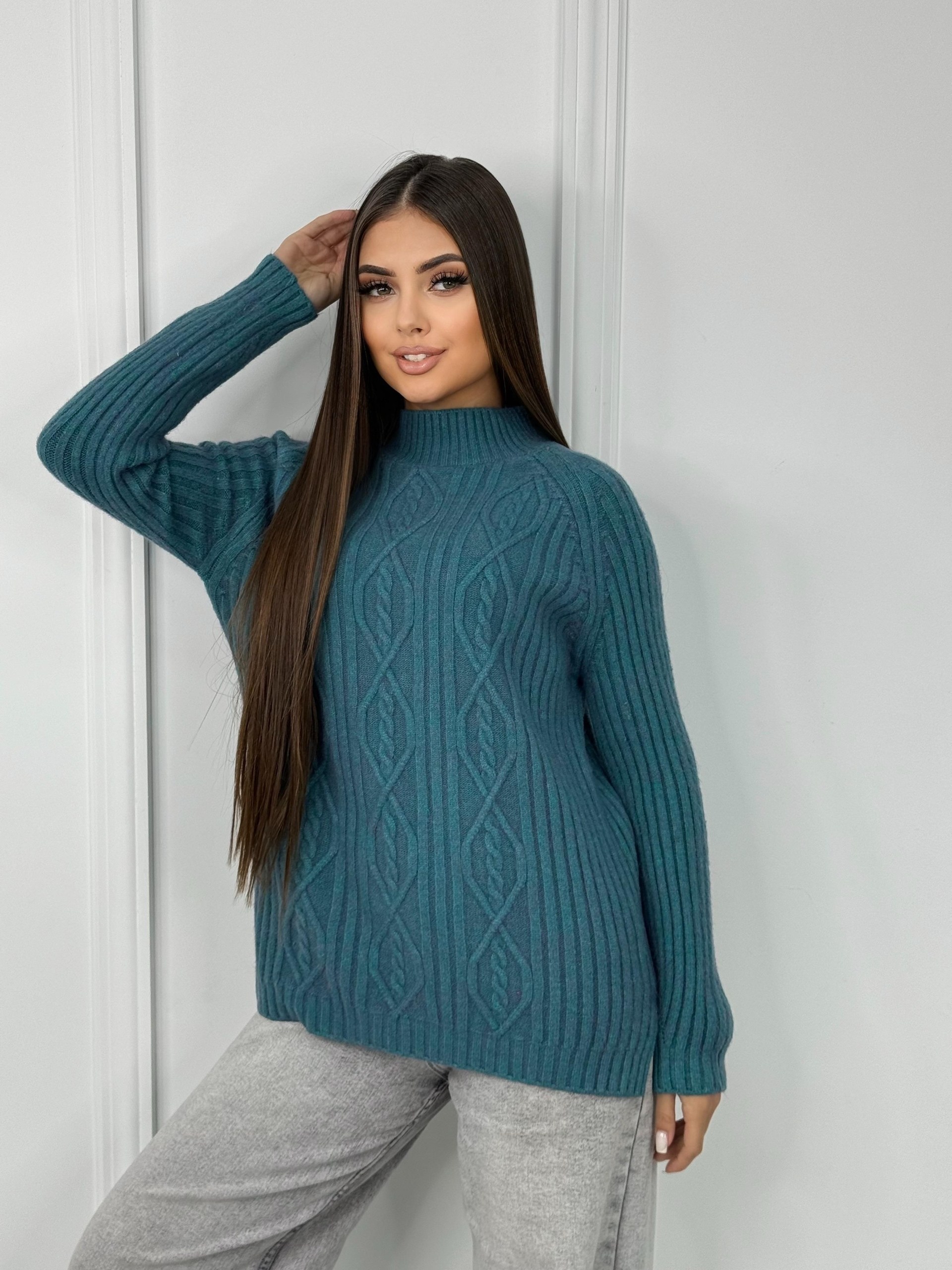 женский свитер,свитер с горлом,свитер,свитера вязаные,вязаные свитера женские