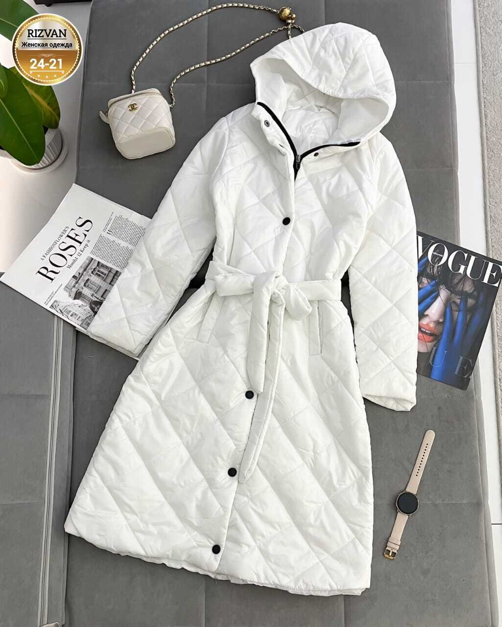 пальто стеганое женское,демисезонная куртка женская,белое стеганое пальто,куртка демисезонная,стеганое пальто
