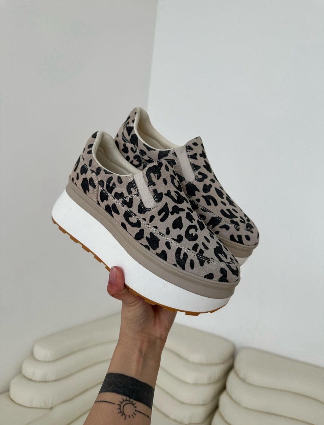 ,кеды замша,женские кеды, женская,натуральная замша