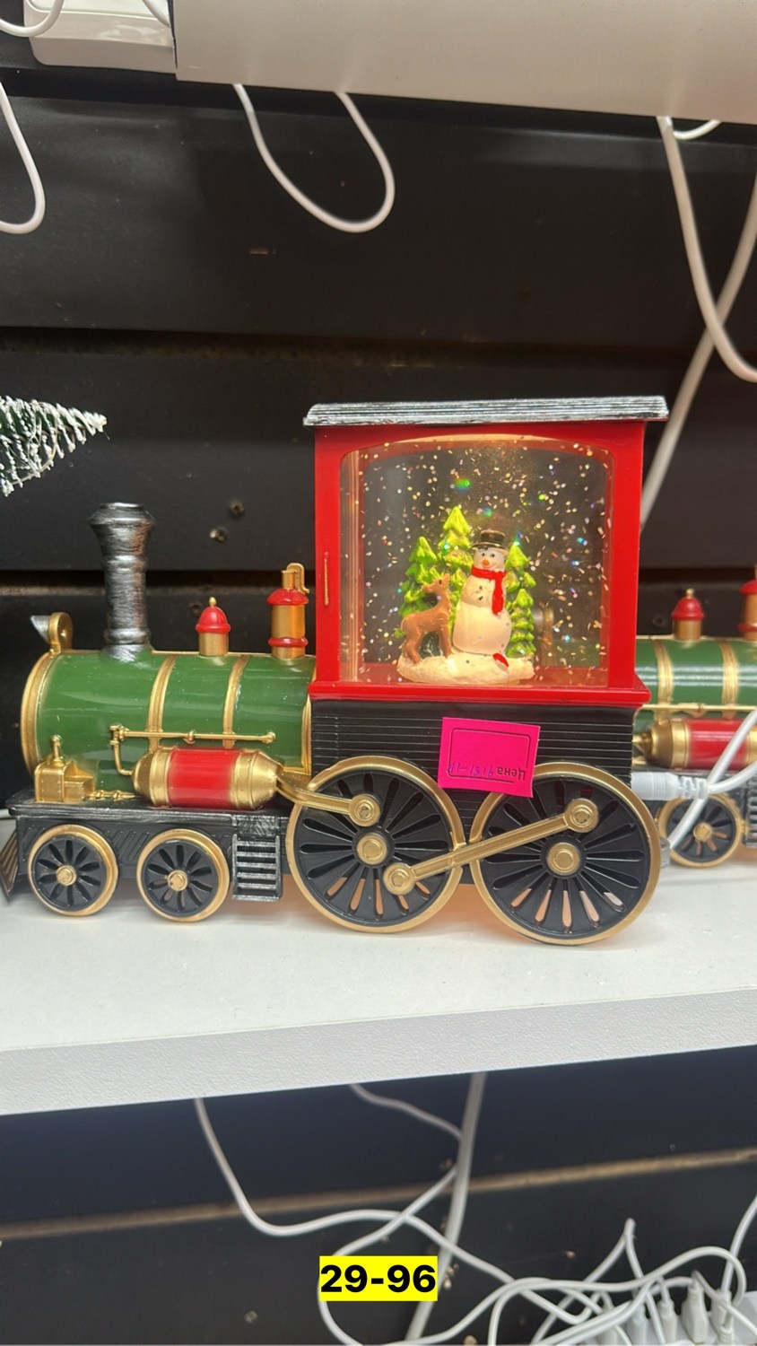 новогодний паровозик,новогодний паровоз,рождественский поезд,поезд новогодний,игрушка паровоз