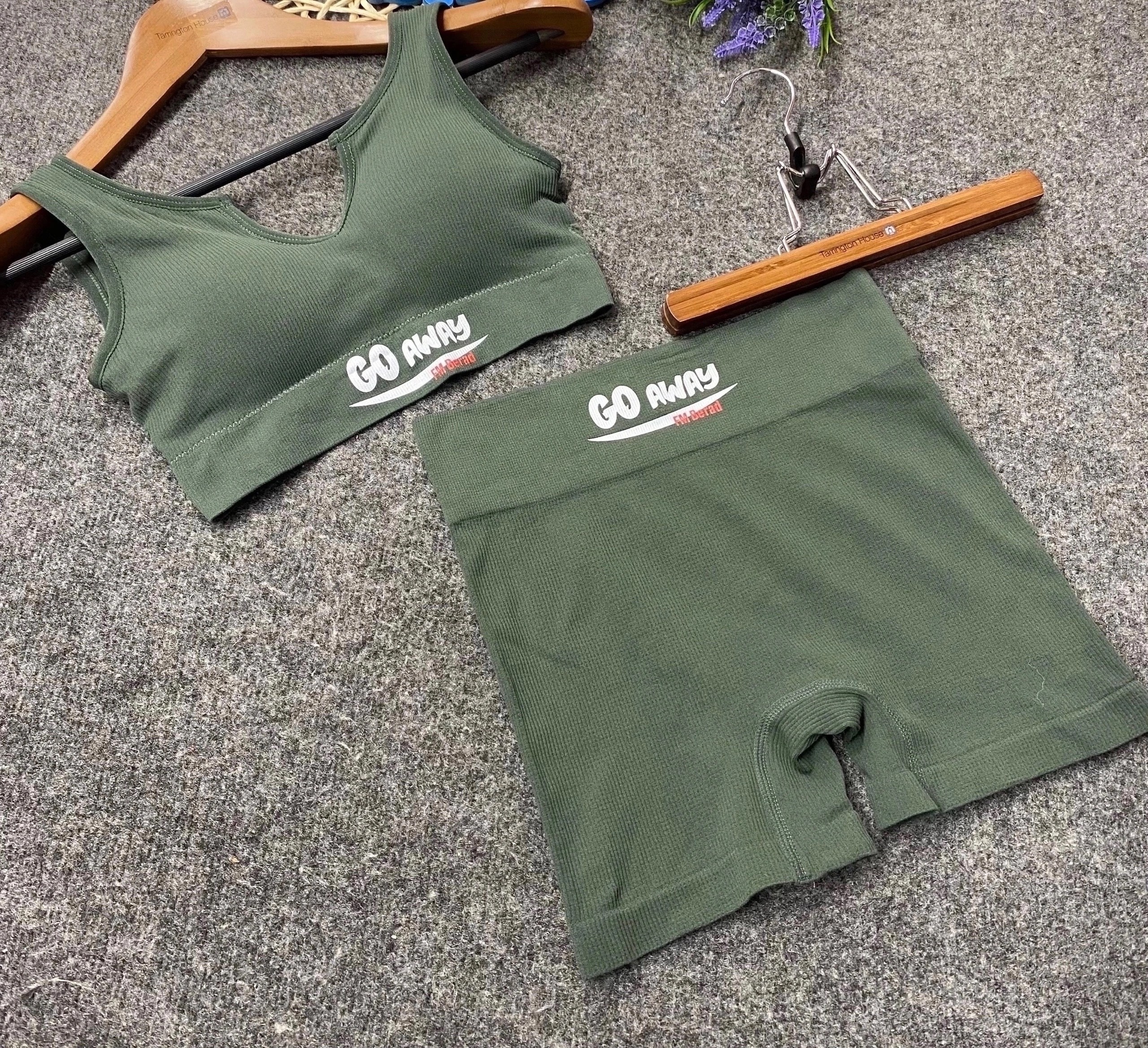 нижнее белье комплект бесшовное,комплекты женского нижнего белья,женский нижнее белье,одежда для фитнеса,спортивные комплекты