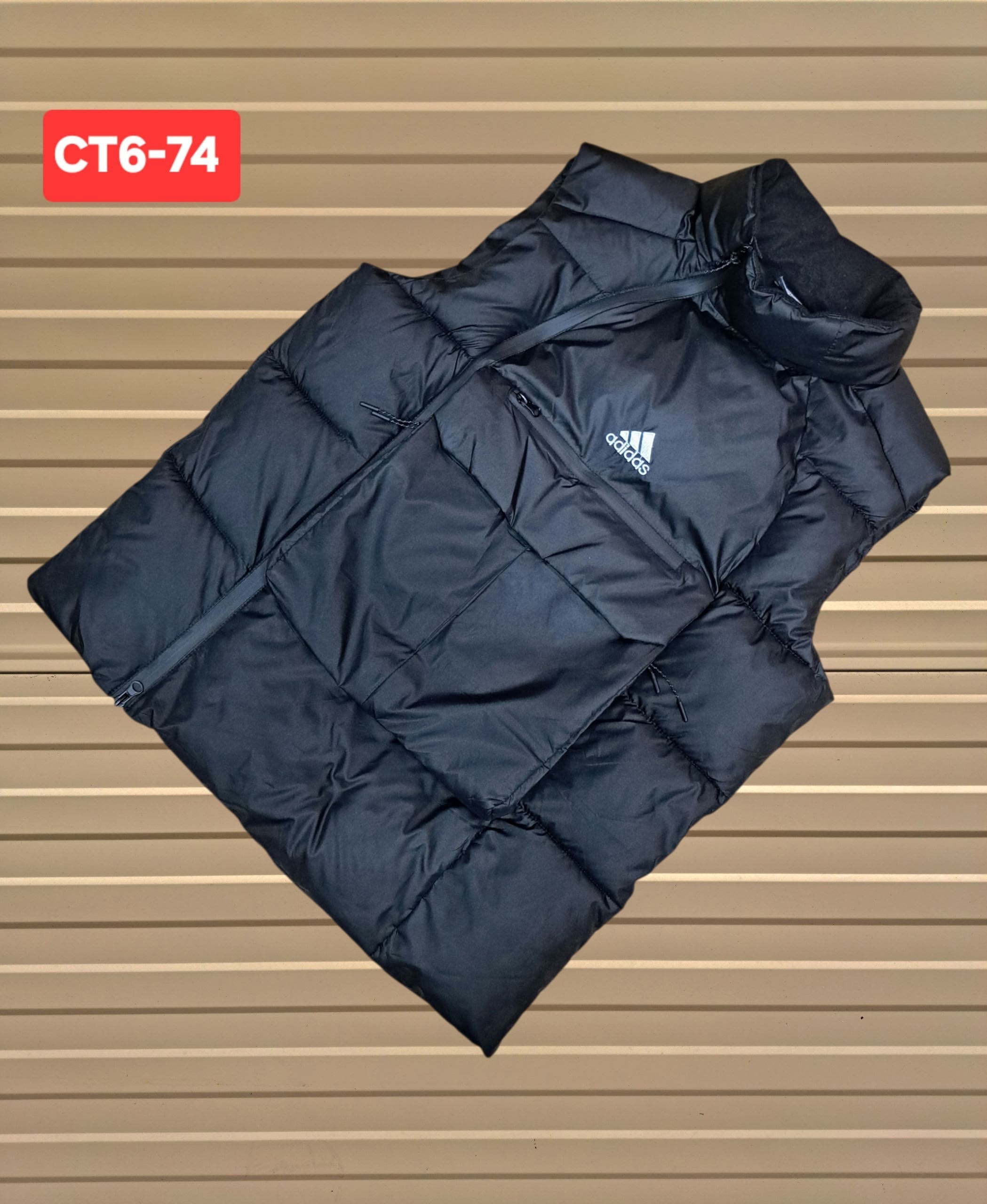 жилетка adidas,жилет adidas,мужские жилеты adidas,утепленный жилет adidas,жилетка адидас