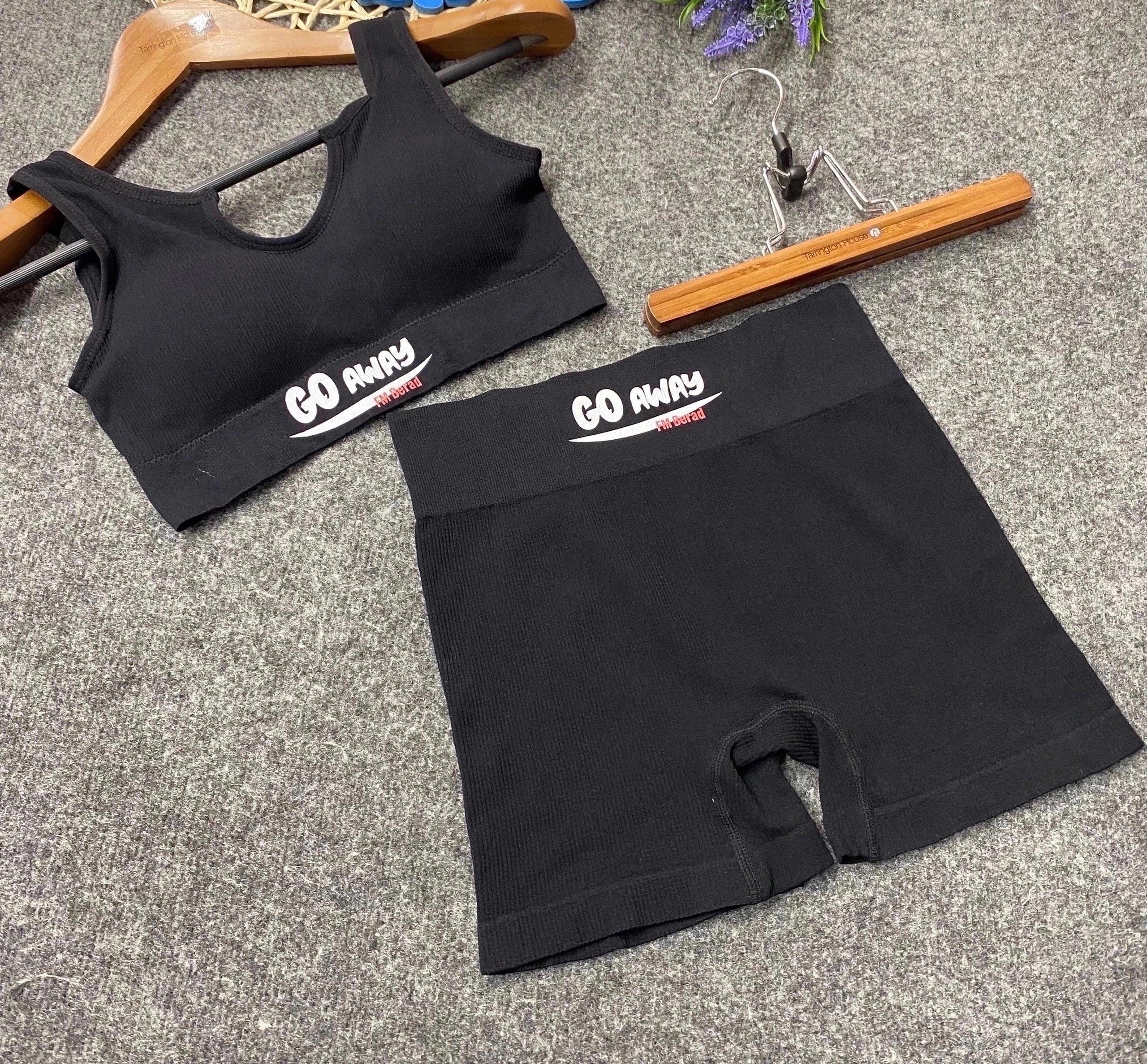 нижнее белье комплект бесшовное,комплекты женского нижнего белья,женский нижнее белье,одежда для фитнеса,спортивные комплекты