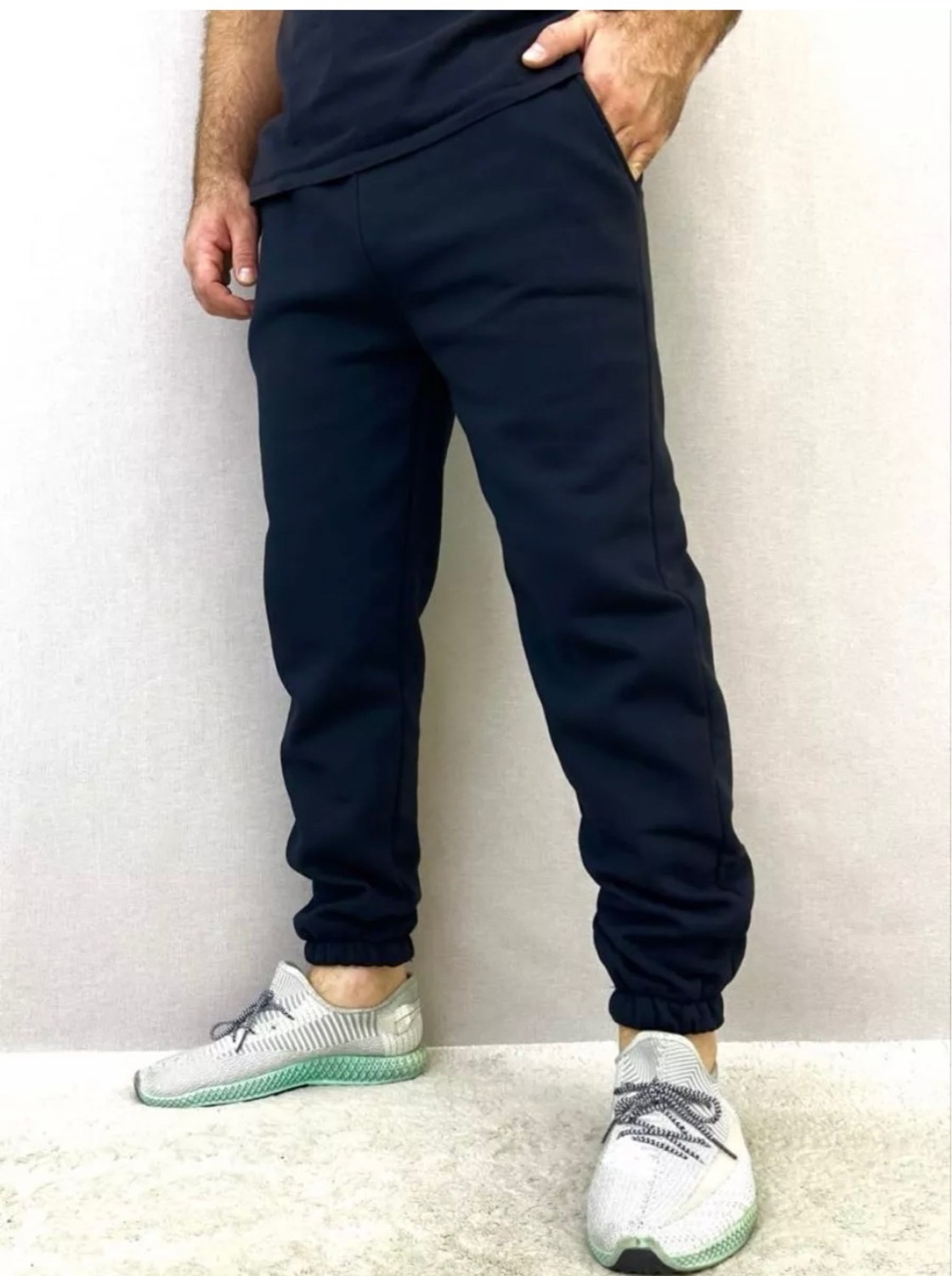 спортивные брюки джоггеры из футера,брюки спортивные джоггеры с начесом,брюки джоггеры мужские,брюки спортивные мужские,брюки спортивные