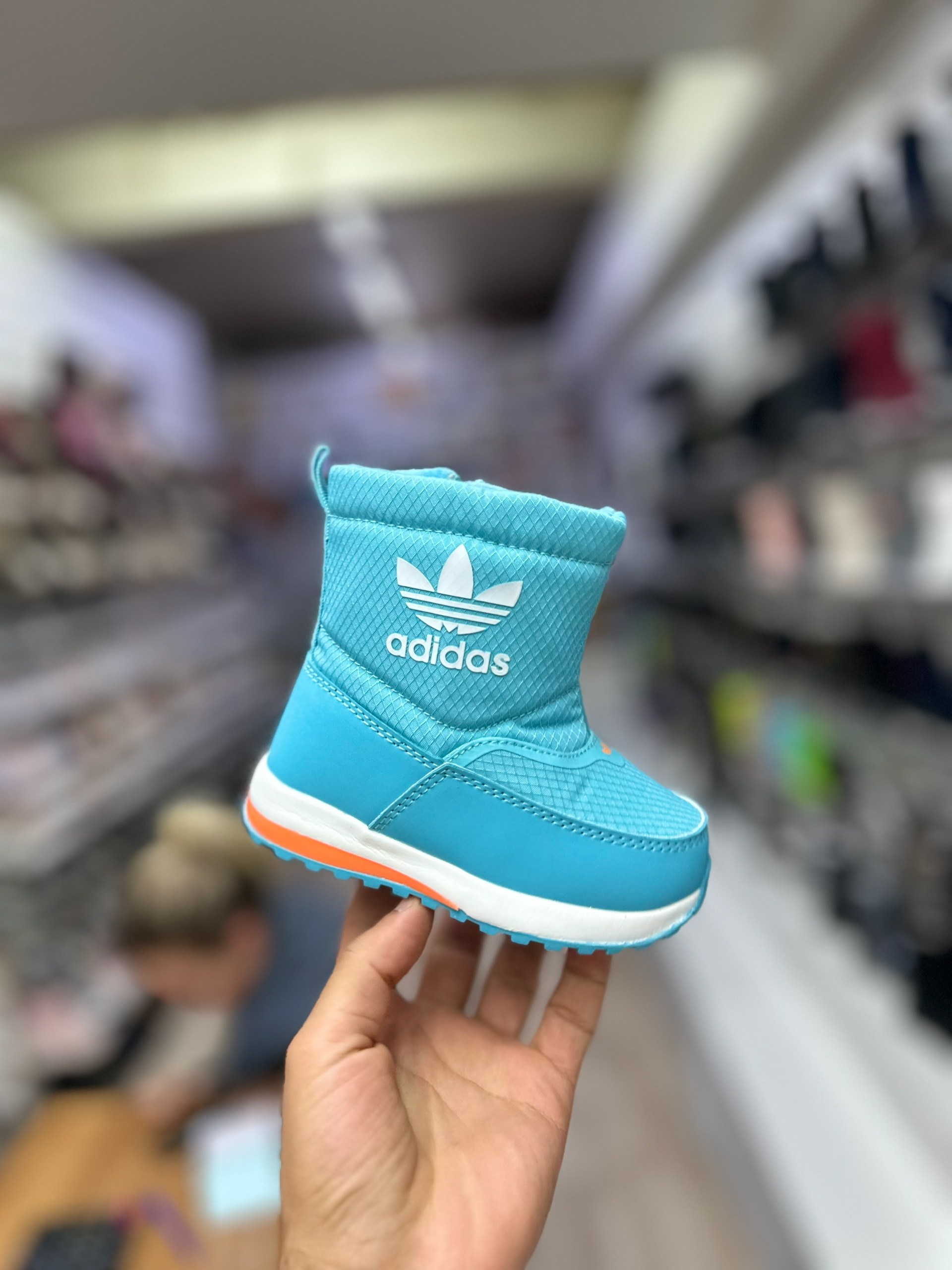 дутики adidas,зимние сапоги adidas superstar детские,детские зимние сапоги адидас bb5464,дутики adidas originals, адидас женская зимняя сапоги дутики