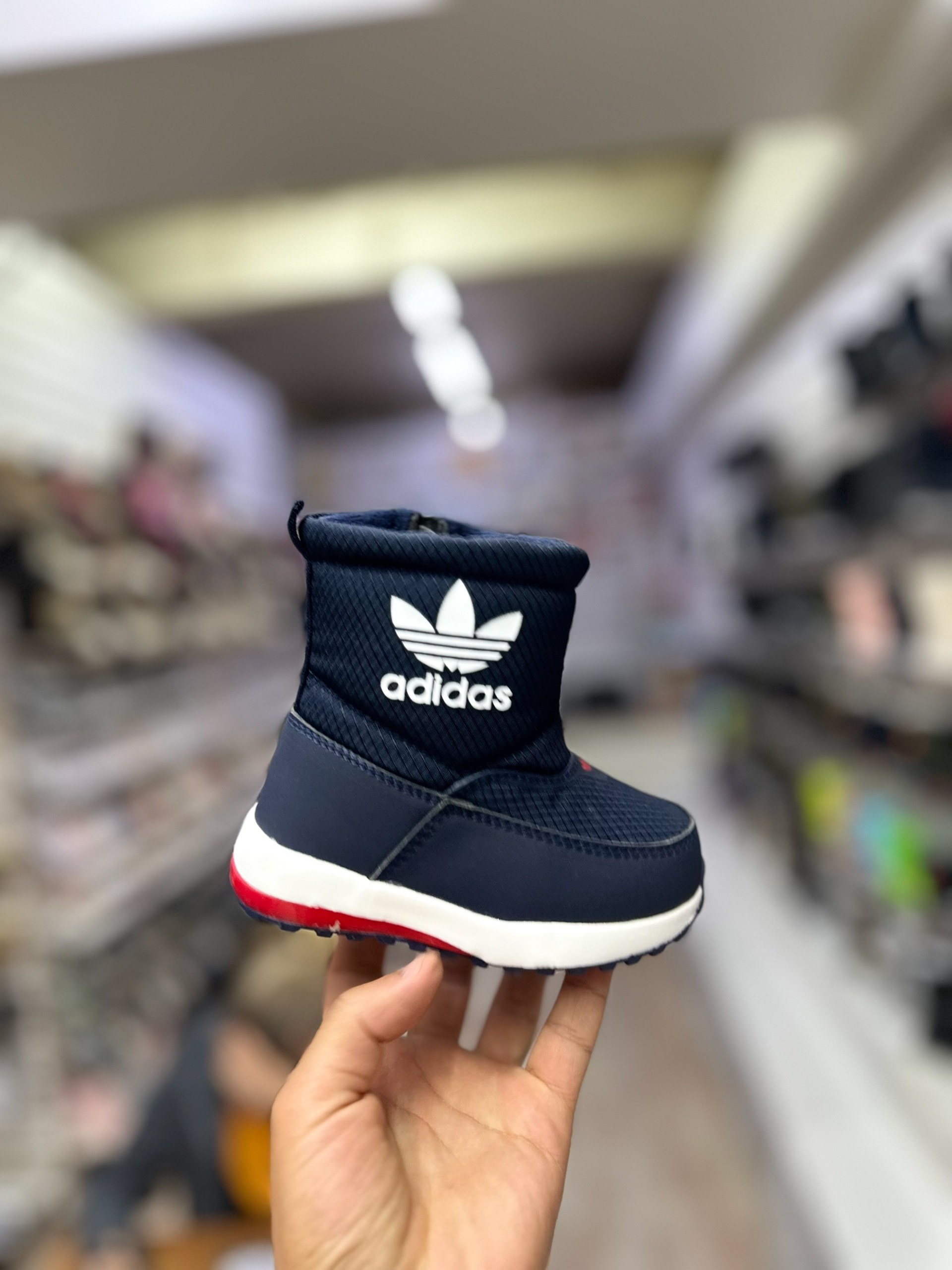 дутики adidas,зимние сапоги adidas superstar детские,детские зимние сапоги адидас bb5464,дутики adidas originals, адидас женская зимняя сапоги дутики