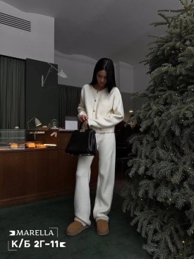 Костюм