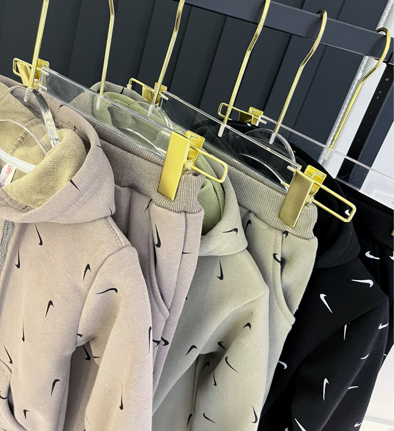 спортивные костюм,спортивные костюм худи,спортивный костюм найк мужской,nike swoosh hoodie