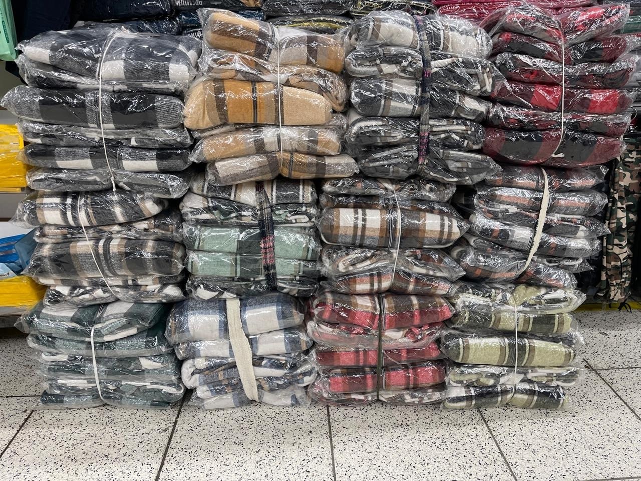 рубашка клетку с капюшоном,рубашка оверсайз в клетку с капюшоном,женские кардиганы,рубашка утепленная в клетку,рубашка кардиган