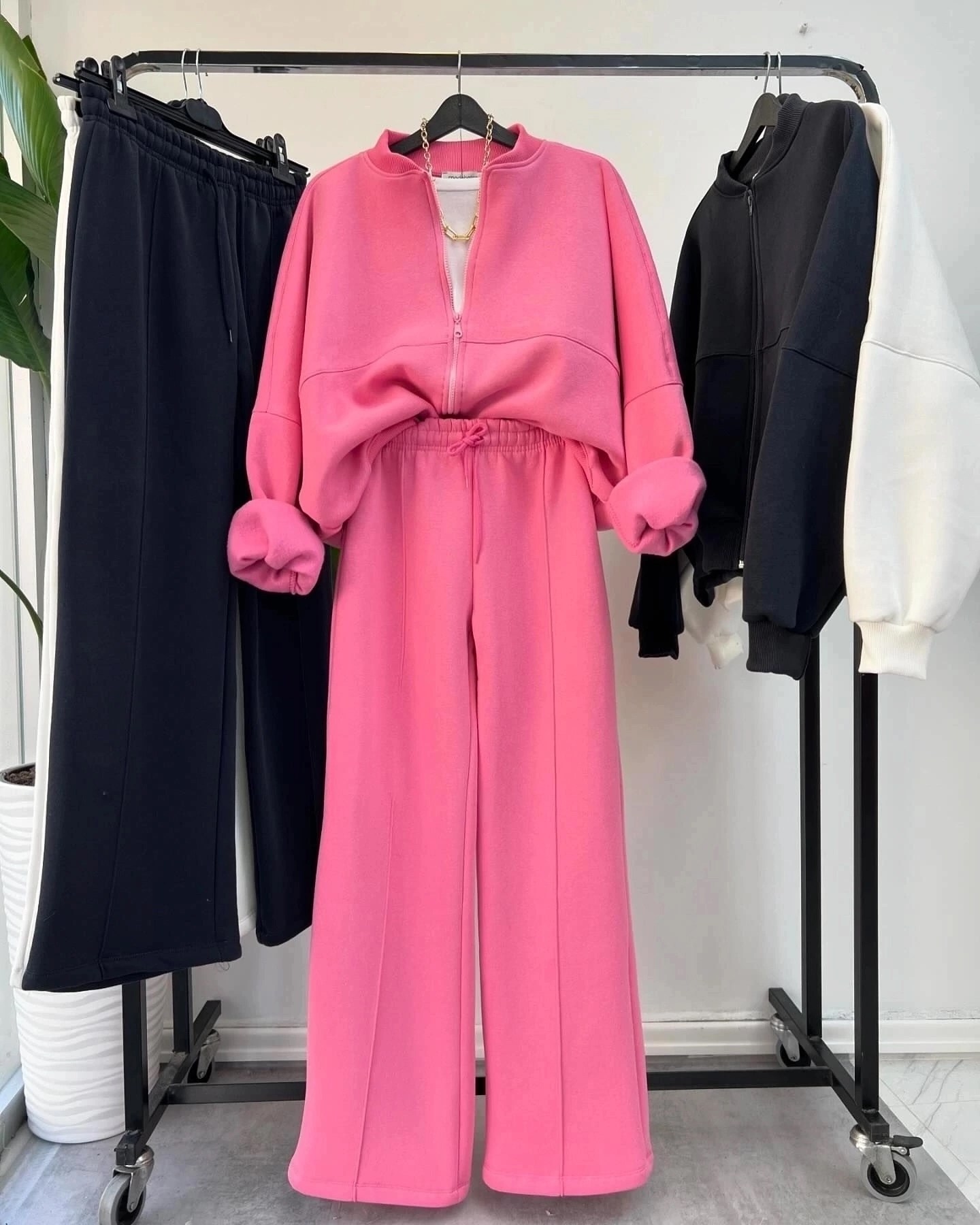 костюмы двойки,костюм двойка на флисе,трикотажные костюмы,костюм двойка женская