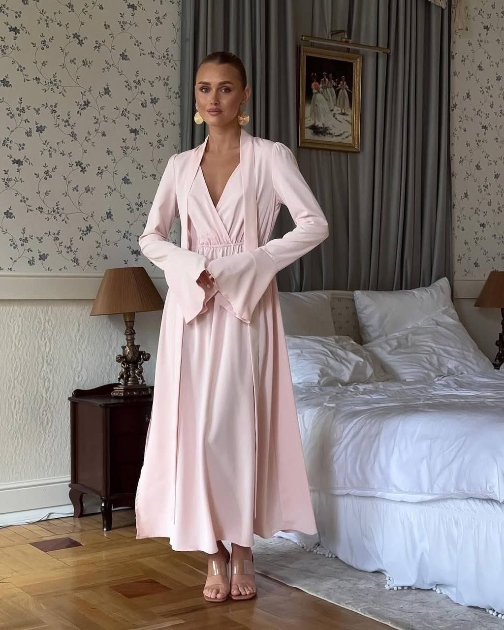 платье нарядное,шелковое платье,длинный халат,платье женская,платье вечернее