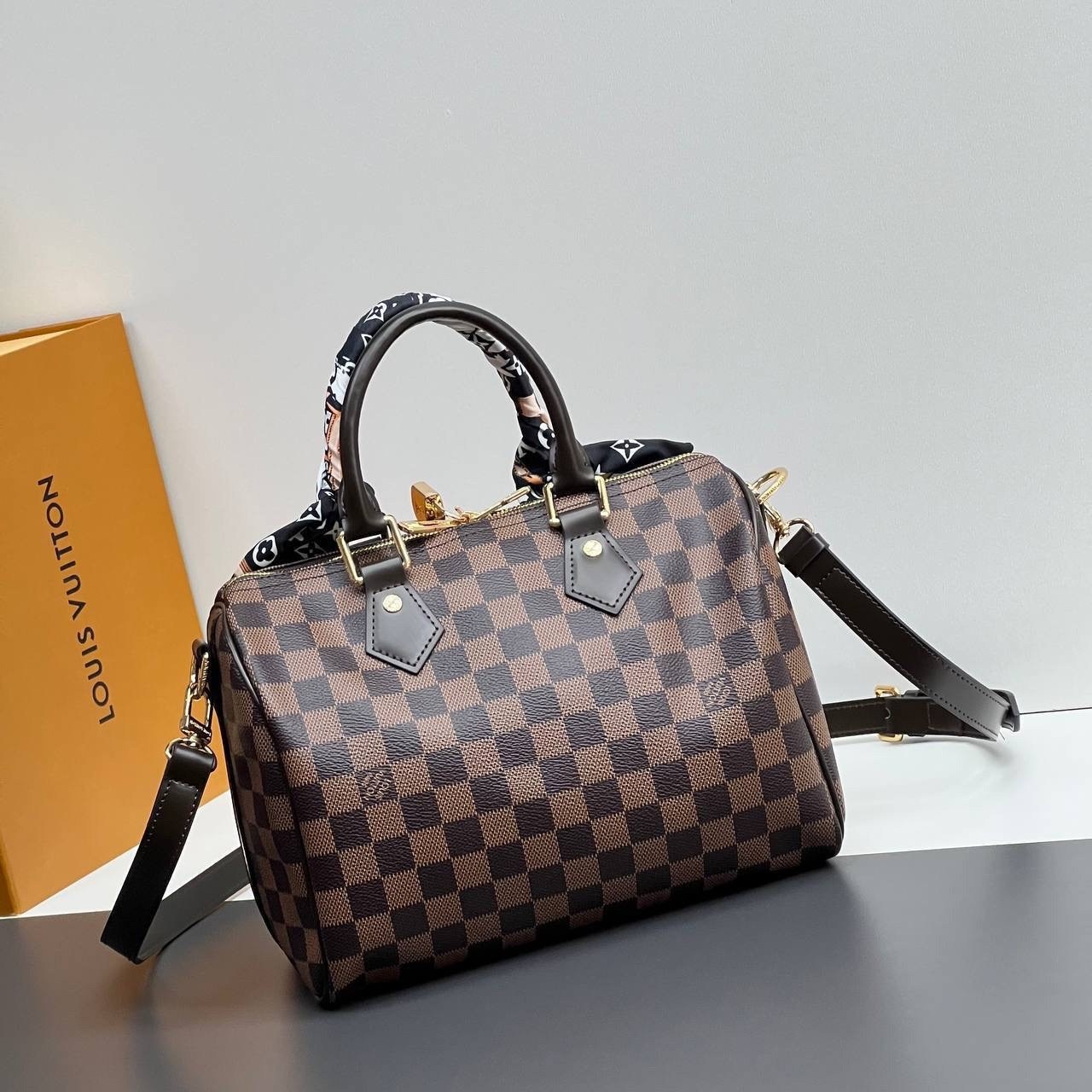 женская сумка louis vuitton,сумкa louis vuitton,модная женская сумка,брендовые сумочки,louis vuitton сумка на плечо