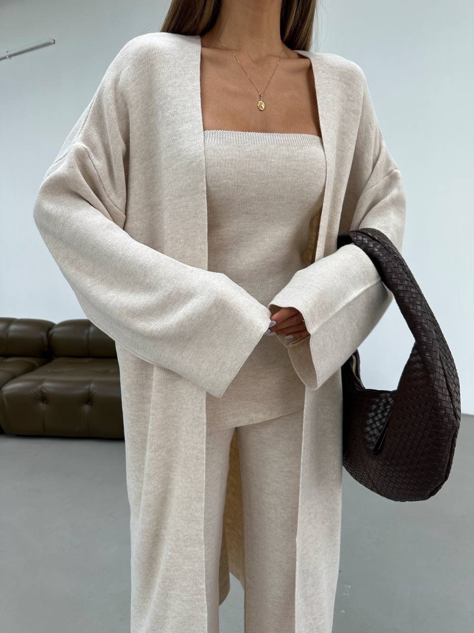 трикотажный костюм с кардиганом,костюмы трикотажные,длинный кардиган,коричневый кардиган,кардиган