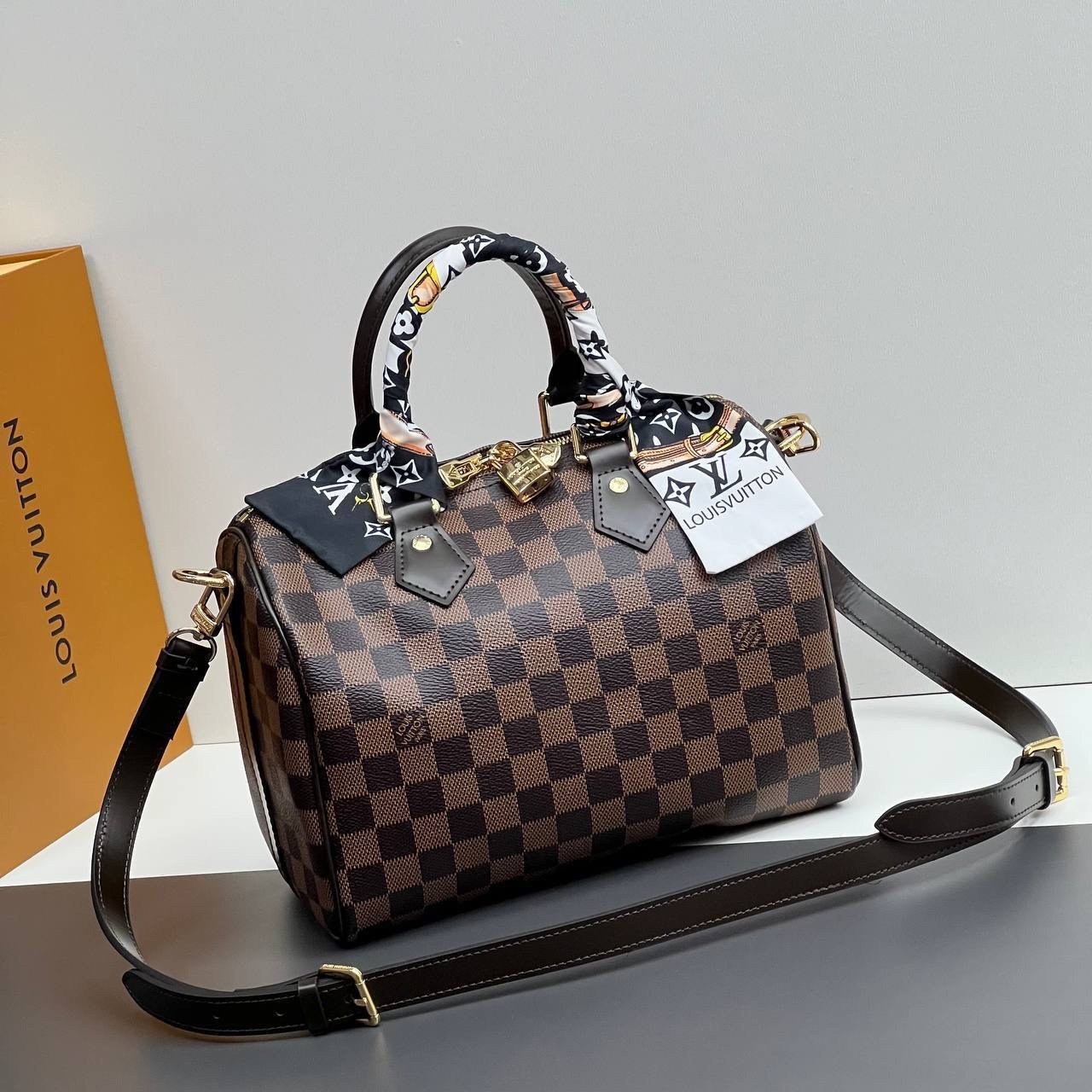 женская сумка louis vuitton,сумкa louis vuitton,модная женская сумка,брендовые сумочки,louis vuitton сумка на плечо