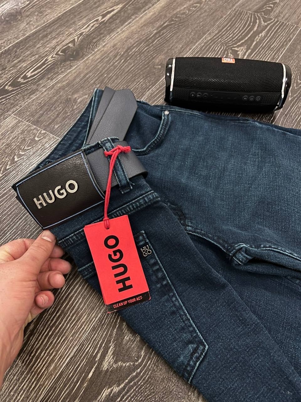 джинсы hugo boss,джинсы для мужчин,мужские джинсы,классические джинсы,джинсы hugo