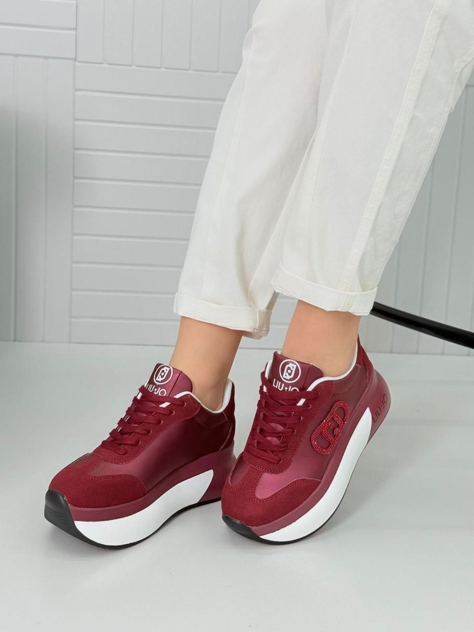 ,кроссовки женские liu jo,кроссовки liu jo,женские кроссовки,кроссовки для женщин