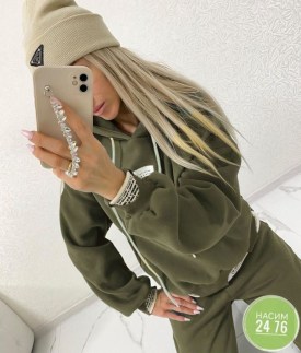 Костюм