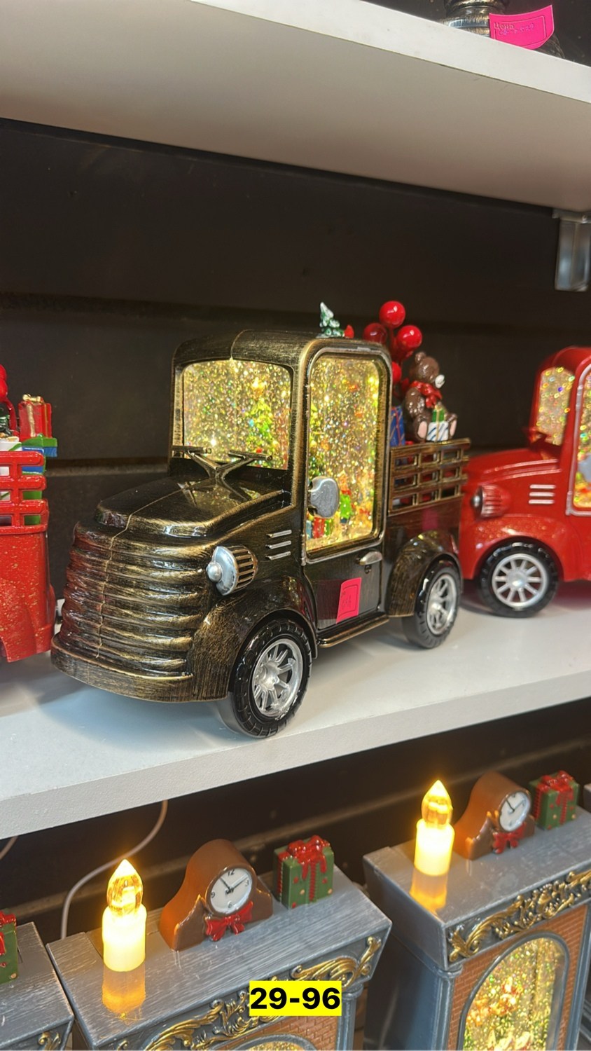 новогодние машины,новогодние фонари,машинка с елкой,новогодние машинки,новогодний грузовик