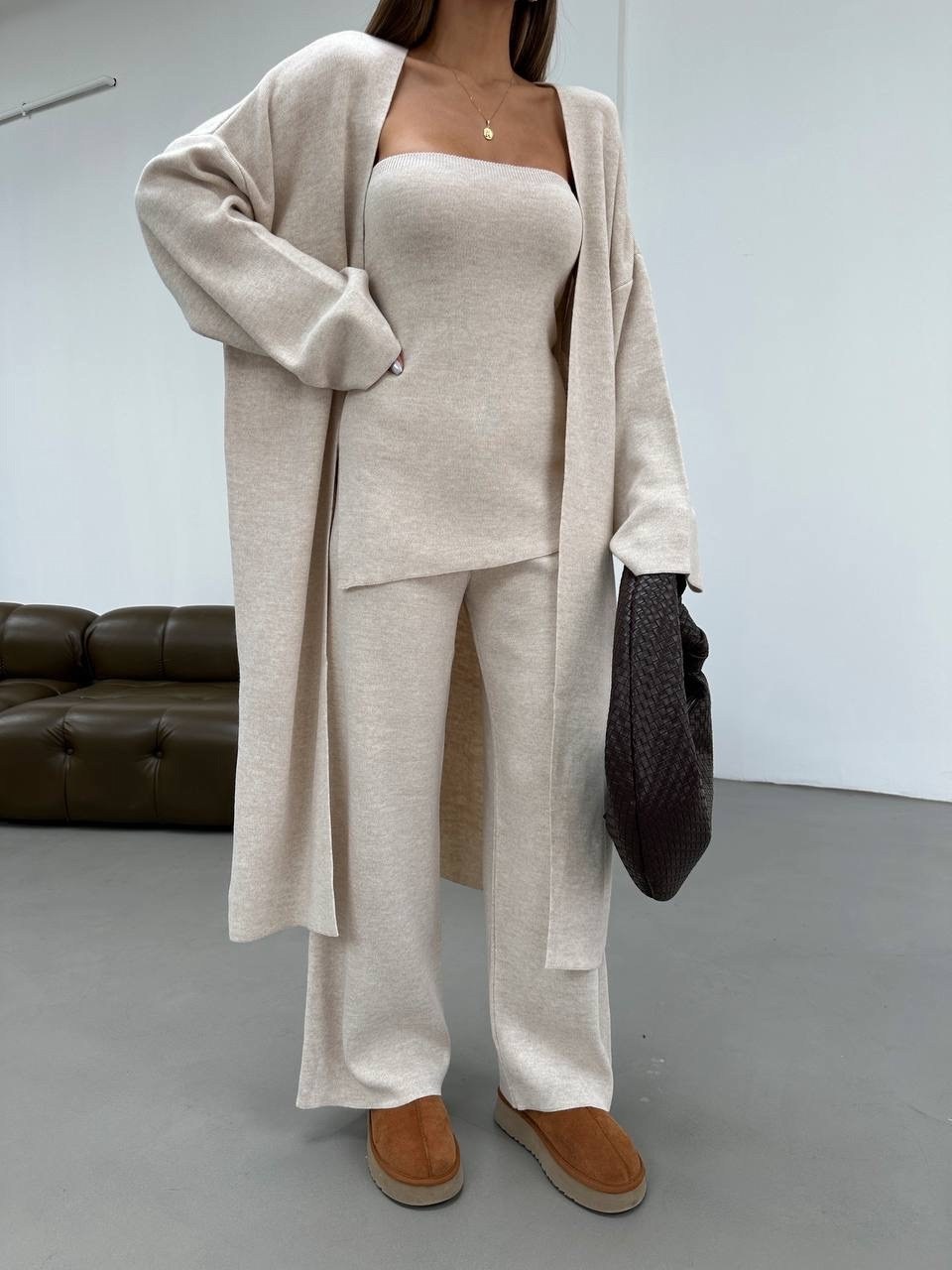 трикотажный костюм с кардиганом,костюмы трикотажные,длинный кардиган,коричневый кардиган,кардиган