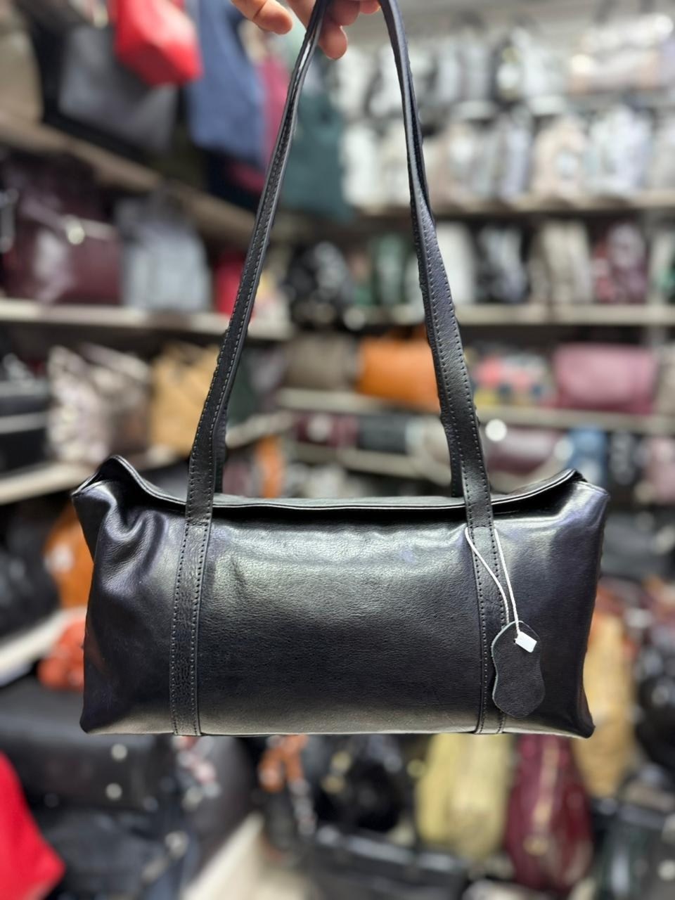 женская кожаная сумка,кожаная сумка,сумка,сумку,кожаная дорожная сумка