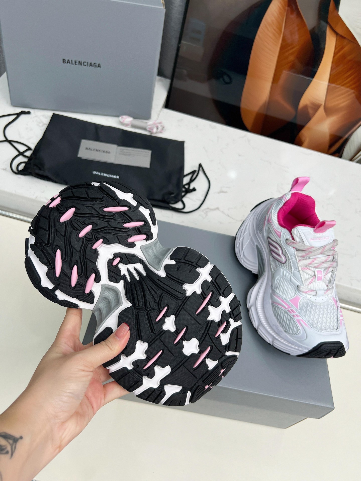 женские кроссовки balenciaga,кроссовки balenciaga,кроссовки женские баленсиага,кроссовки balenciaga 3 xl, баленсиага