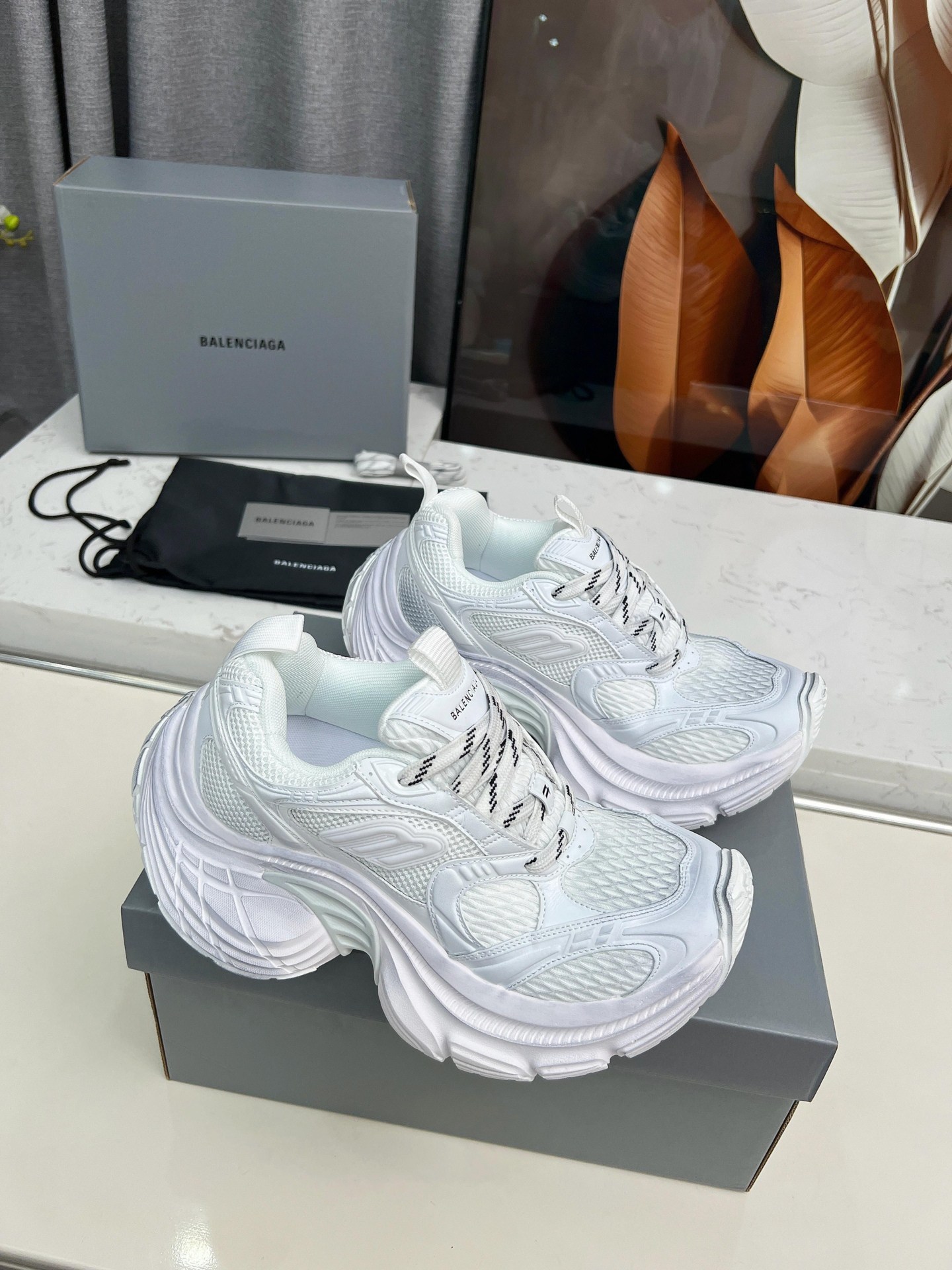 женские кроссовки balenciaga,кроссовки balenciaga, balenciaga,кроссовки огромные баленсиага,кроссовки из натуральной замши balenciaga