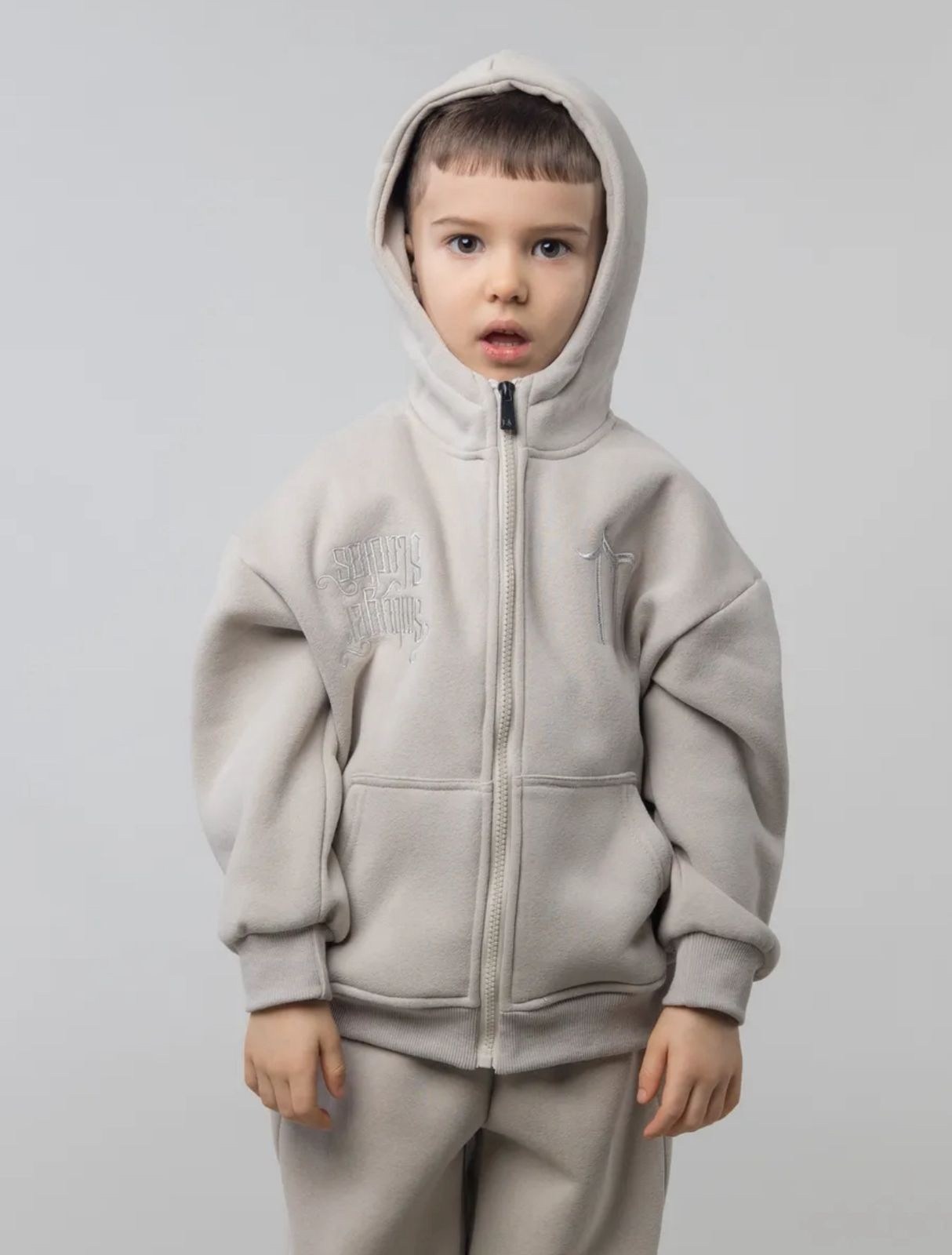 детский утепленный спортивный костюм,теплые спортивные костюмы,костюмы спортивные,костюм спортивный утеплeнный,спортивная одежда